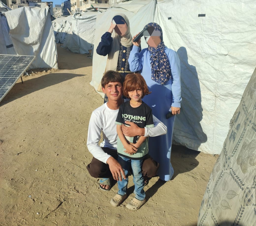 Help provide aid to Muhannad and his family. campaign photo, 4 of 8
