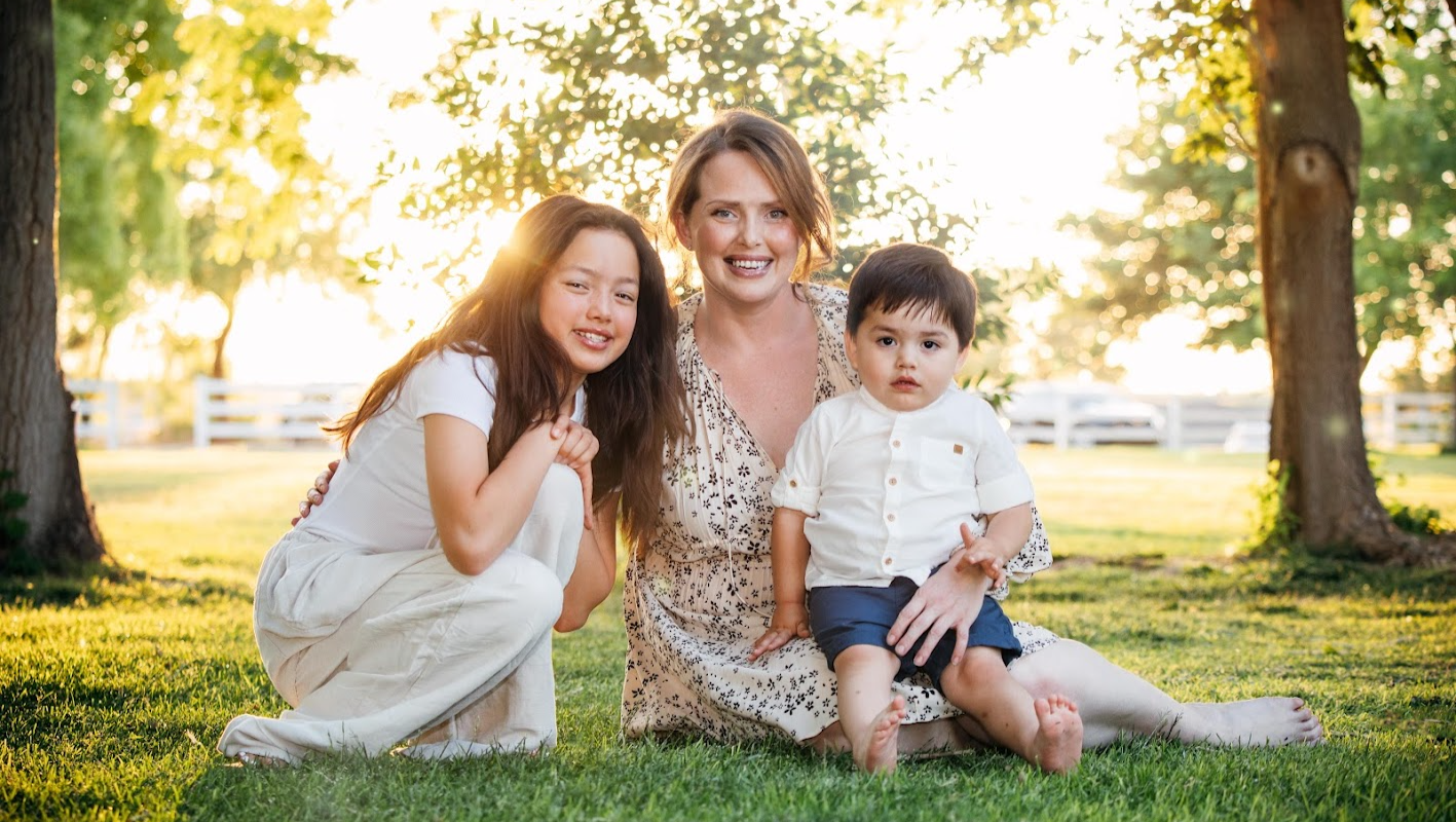 Single mom needs help. Putting things in God's hands. photo