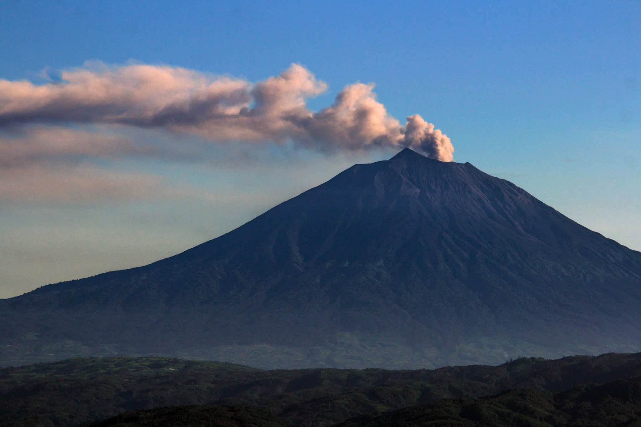 Climbing Mount Kerinci to fundraise for those in need! campaign photo, 2 of 7