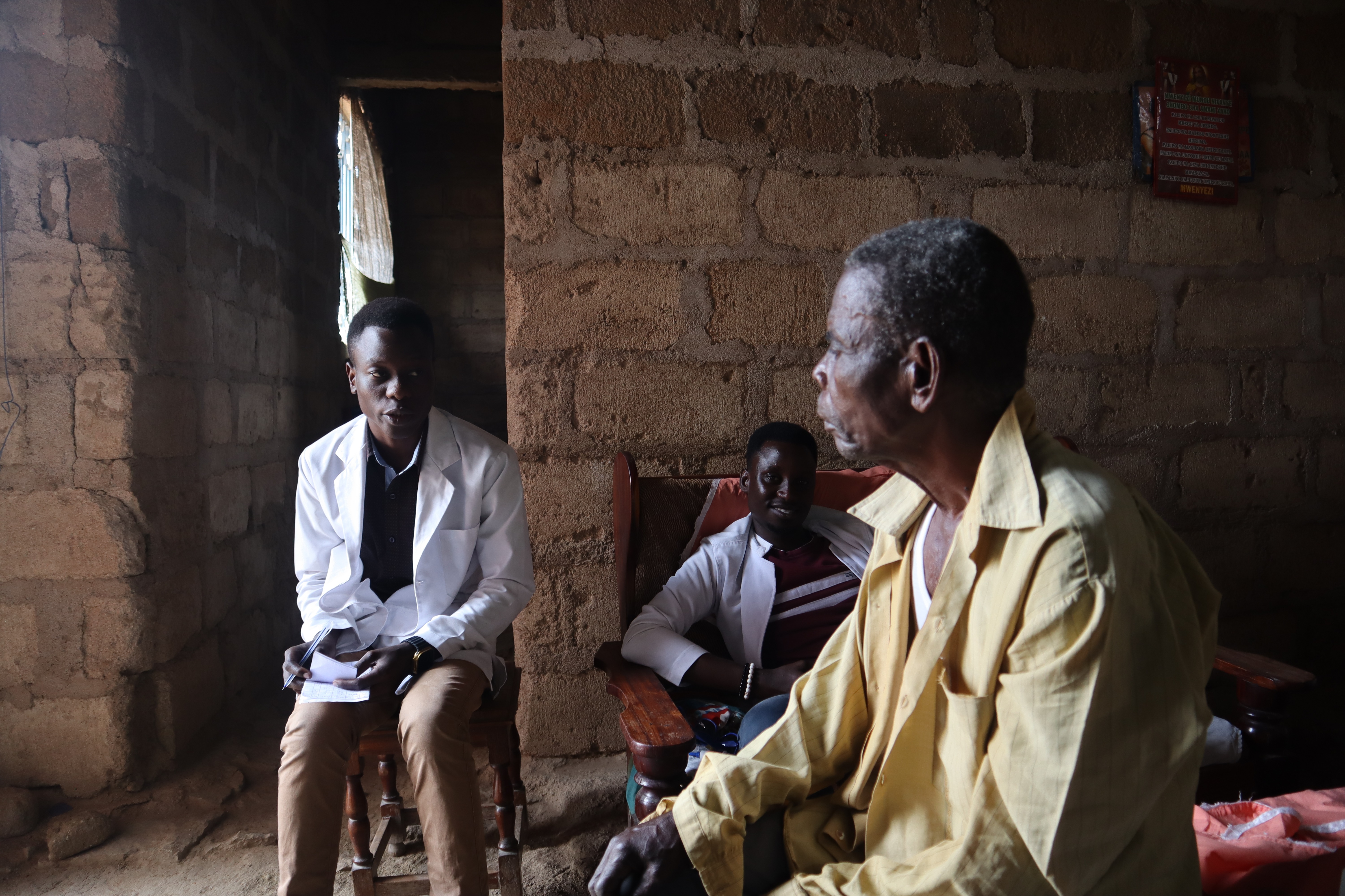 Foto van campagne In Tanzania ouder worden in goede gezondheid en geluk!, 4 van 8