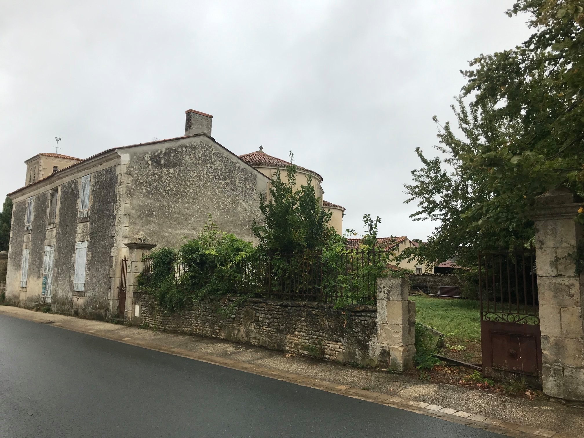 Repairing & Rebuilding the main gates and Stone pillars campaign photo, 2 of 4