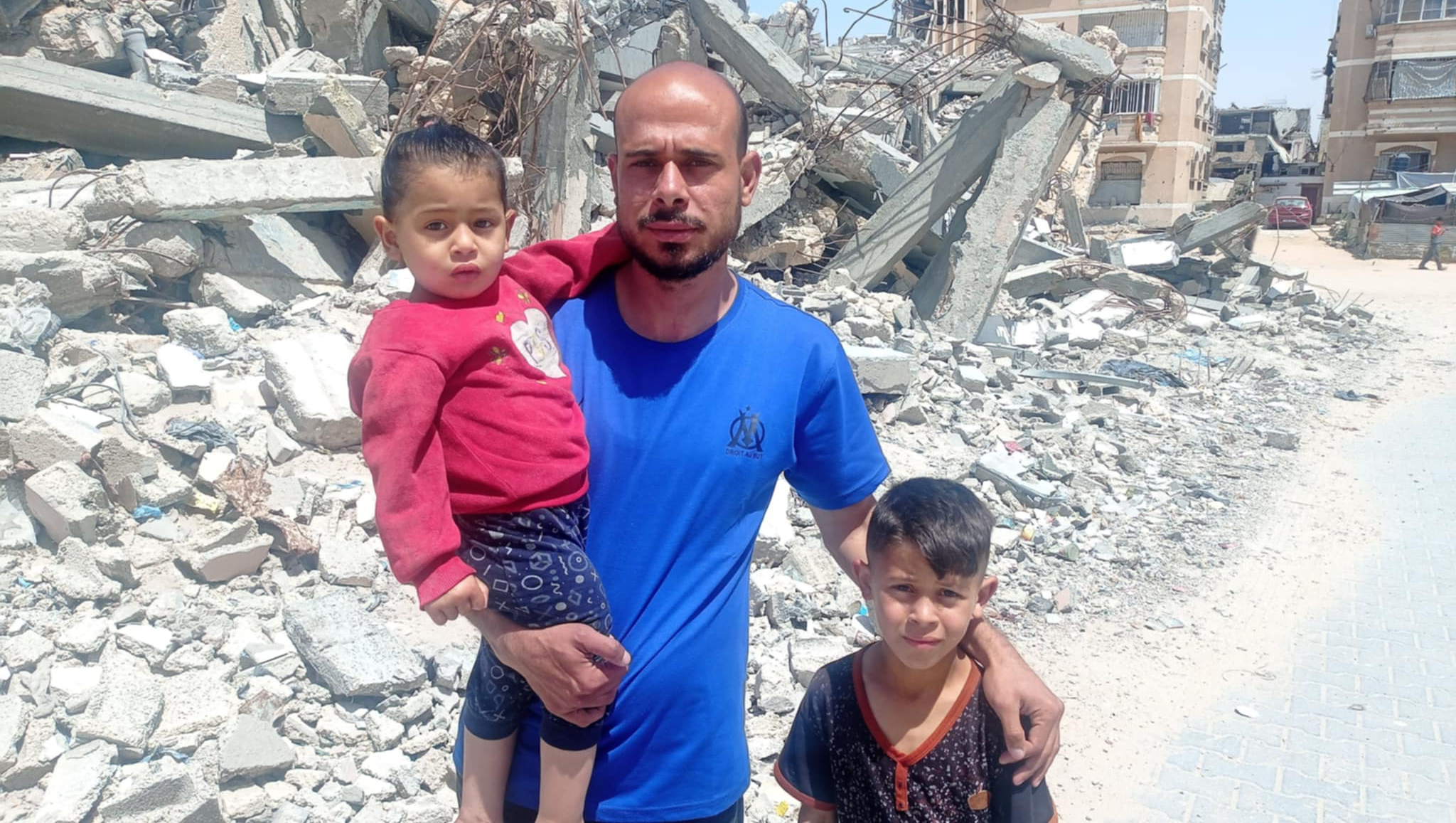 Support and help nimer and his family photo