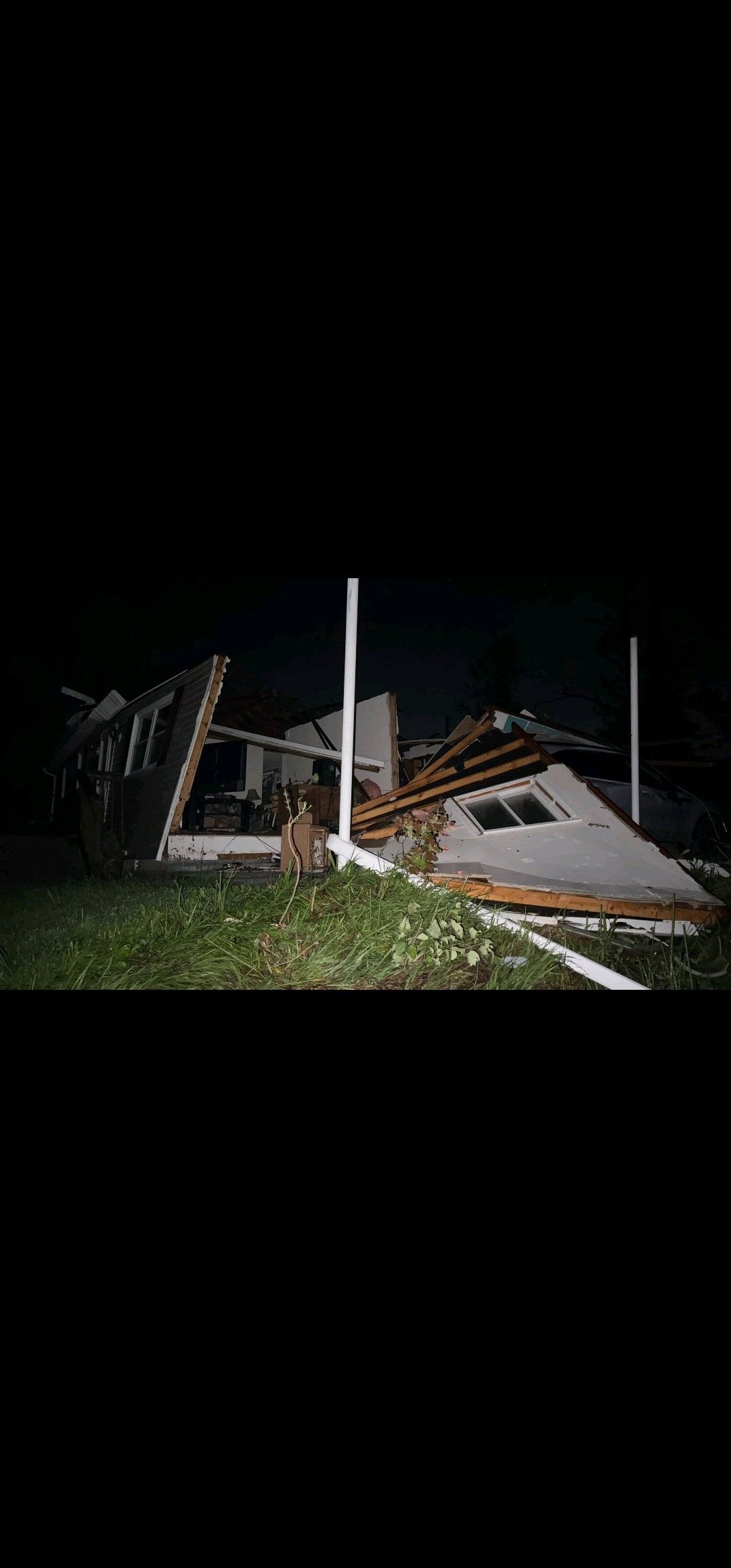 Kennedy-Hubbard Fam. KY Tornado Relief - Home Destroyed campaign photo, 7 of 8