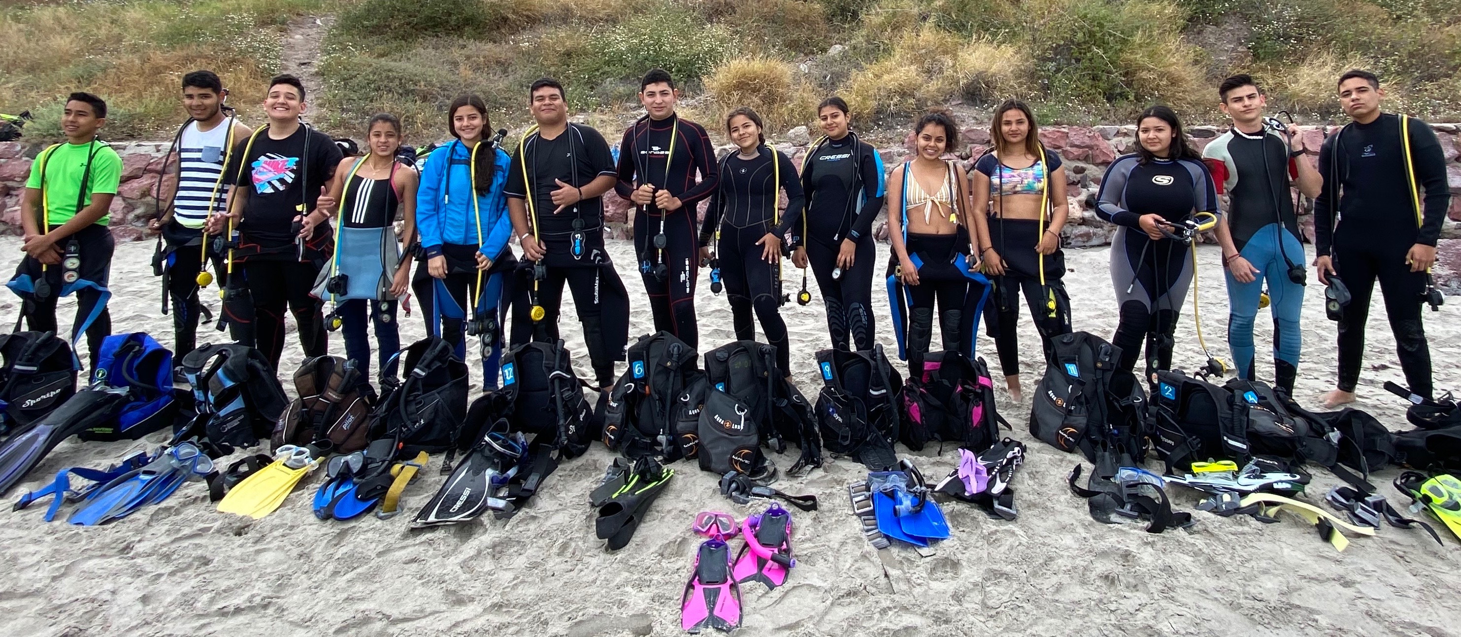 APOYA DONANDO Y EVITA CIERRE LA CARRERA DE BUCEO DEPORTIVO campaign photo, 6 of 7