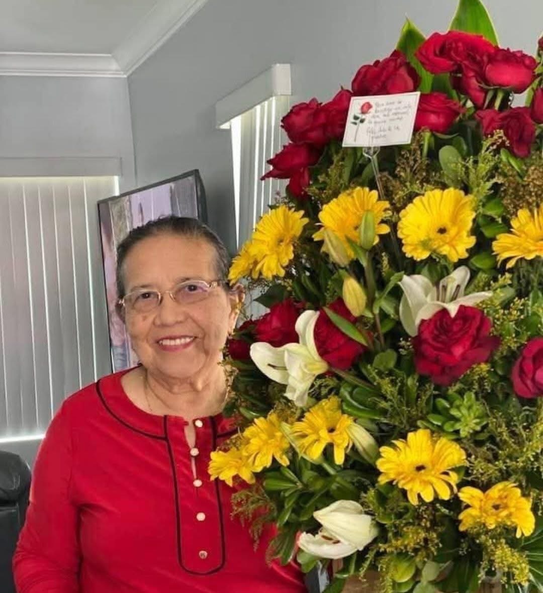 Help us fund for Ena Lemus’ funeral! campaign photo, 2 of 5