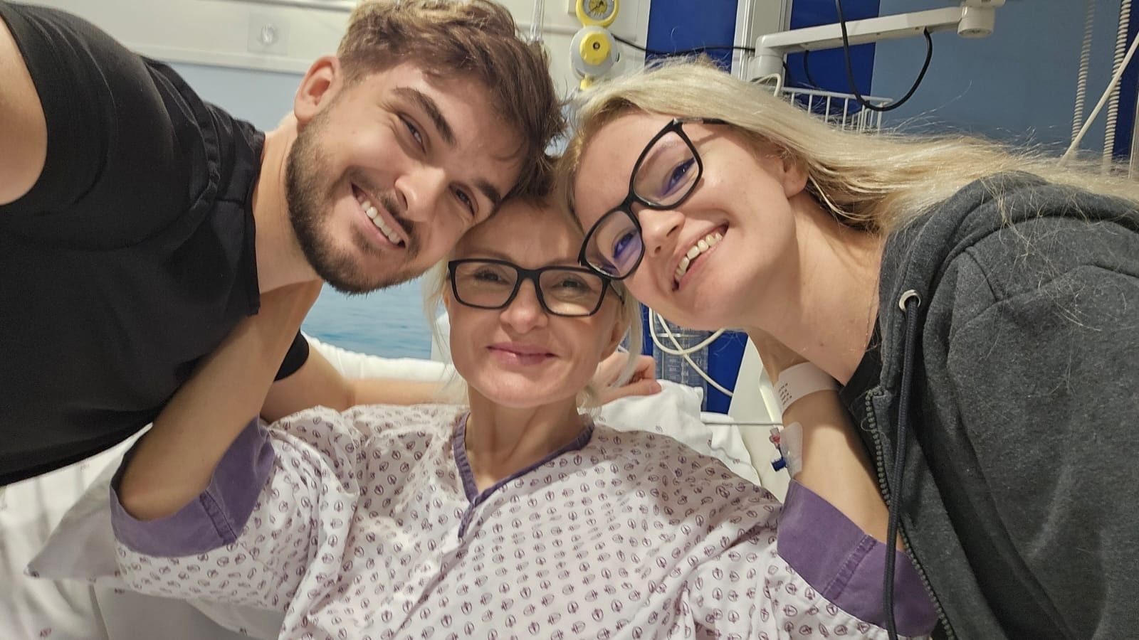 Help my mum fight lymphatic cancer campaign photo, 5 of 8