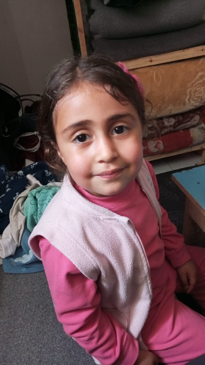 Help Youssef, his wife and their children survive in Gaza campaign photo, 6 of 8