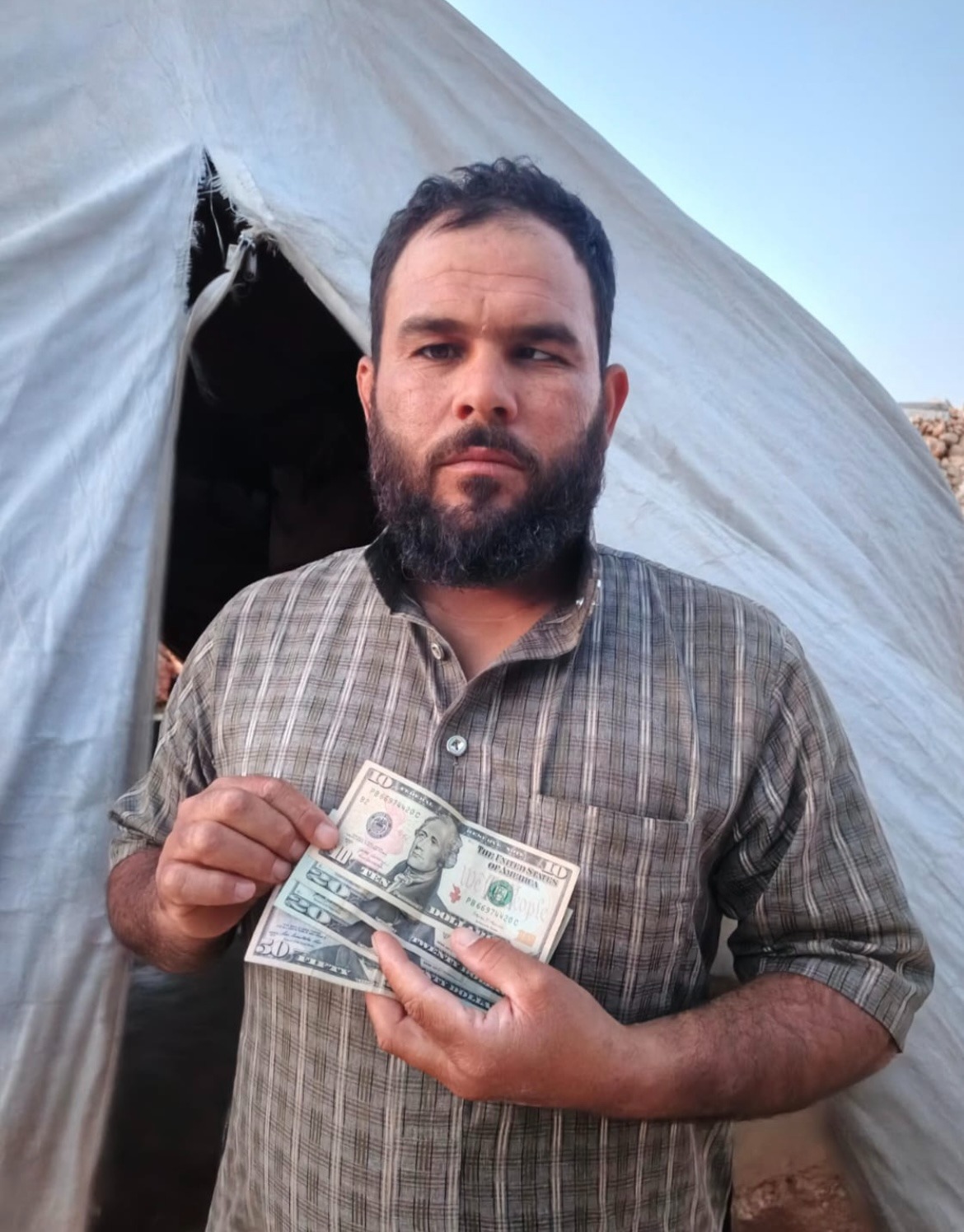 Urgent Help for Nawaf and His Children campaign photo, 4 of 7
