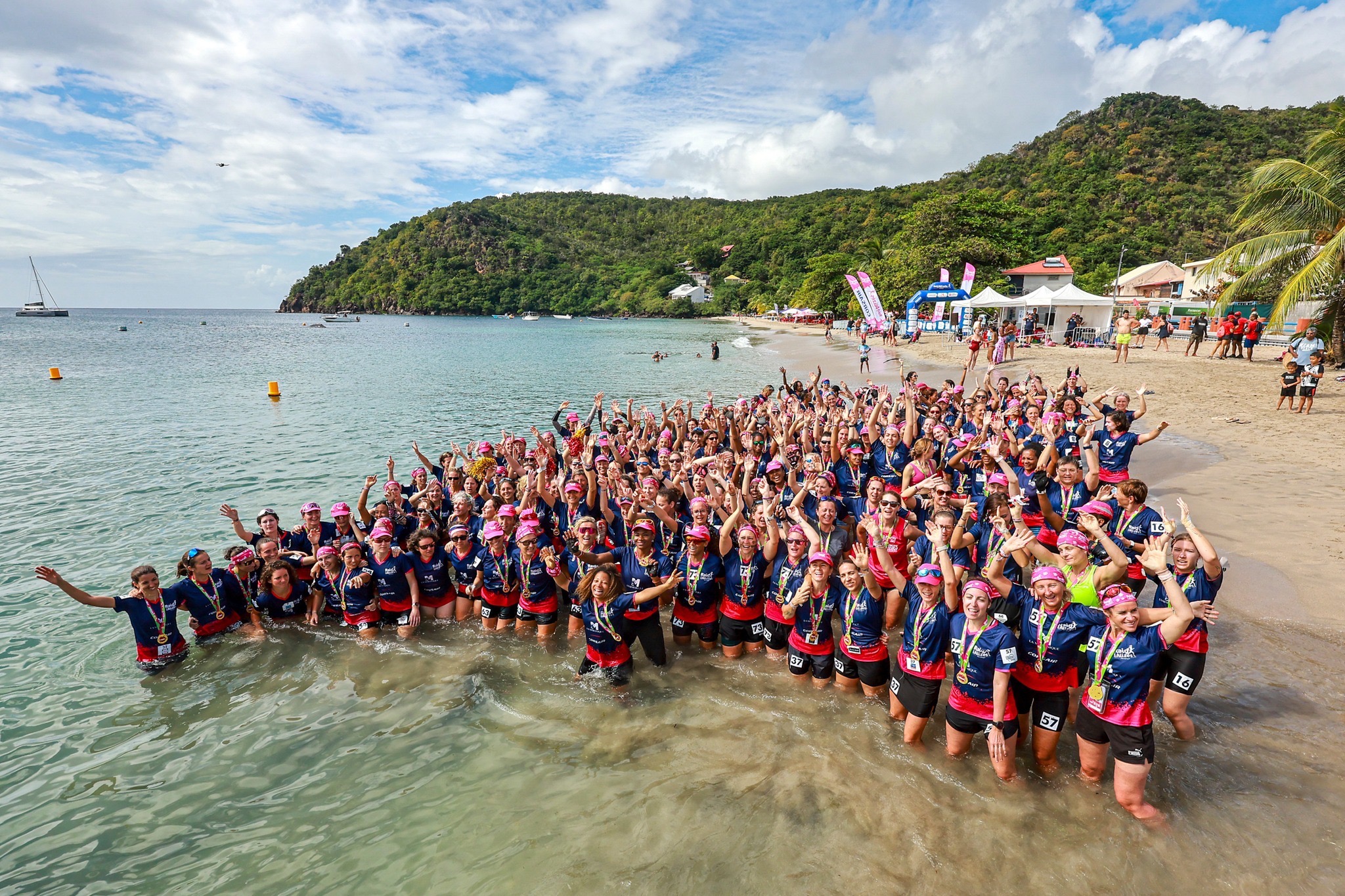 Support Team Irie x Elles in Raid des Alizés campaign photo, 6 of 7