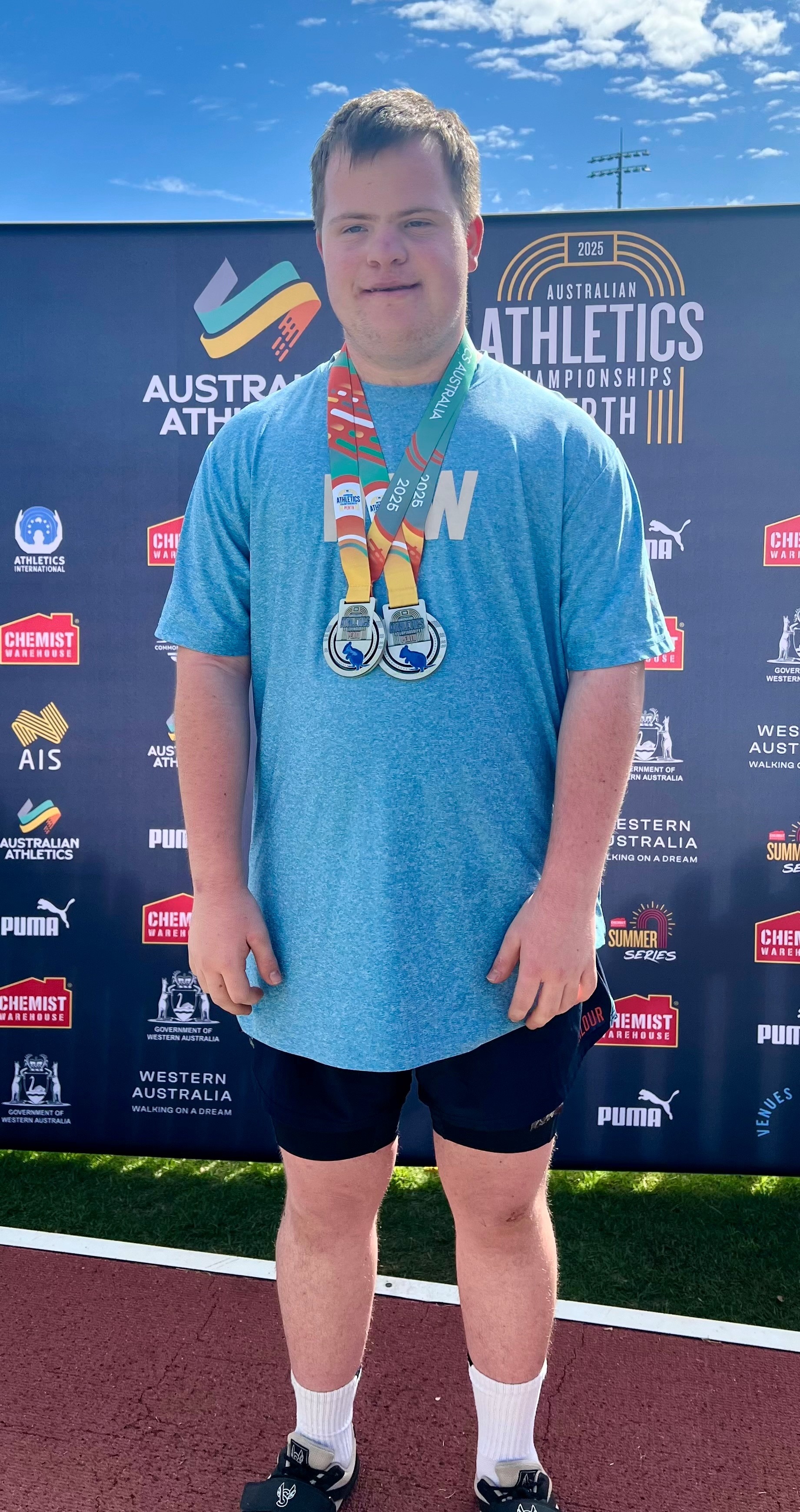 Help Alex gear up for glory at the World Athletics Champions campaign photo, 2 of 6