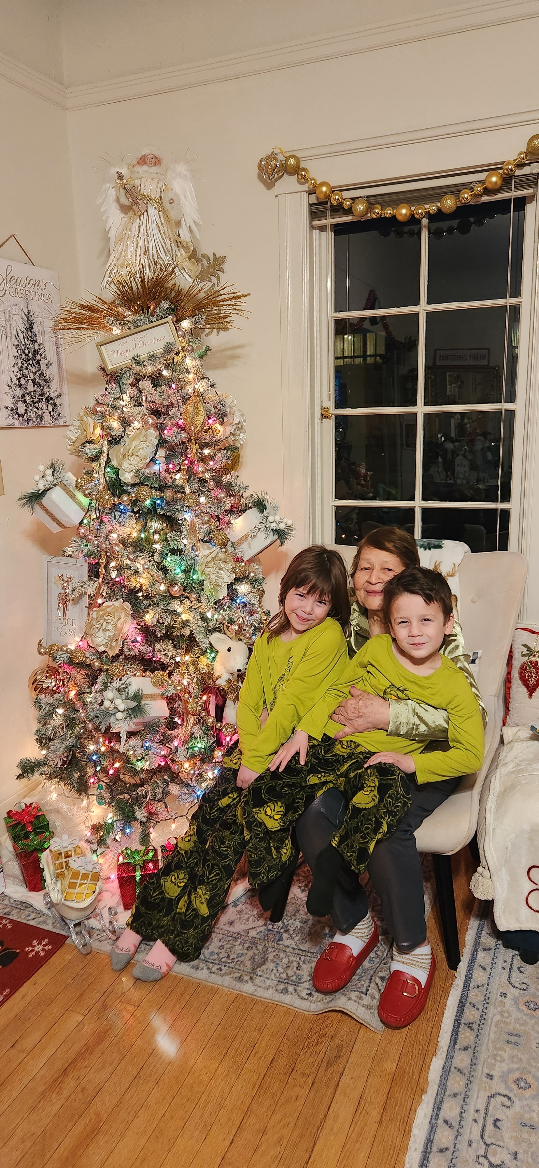 For Mamatita: A Life of Giving, Now She Needs Us campaign photo, 4 of 7
