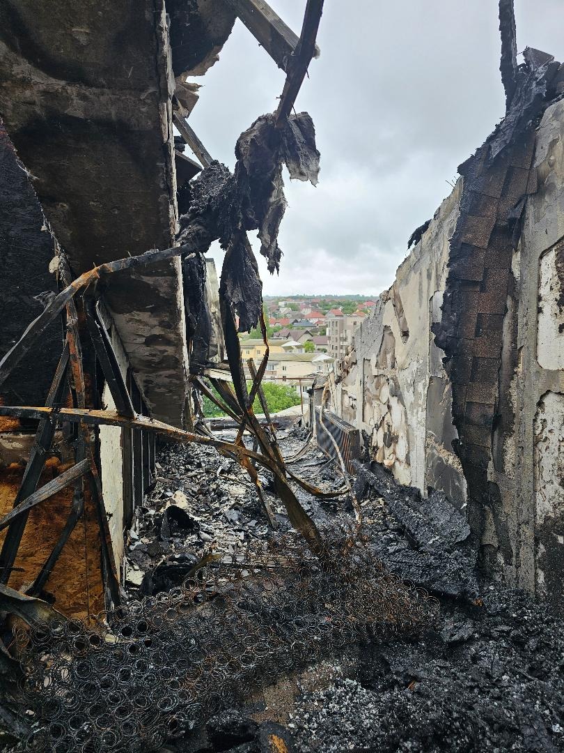 Help Jana's Family Rebuild After Devastating Fire campaign photo, 5 of 8