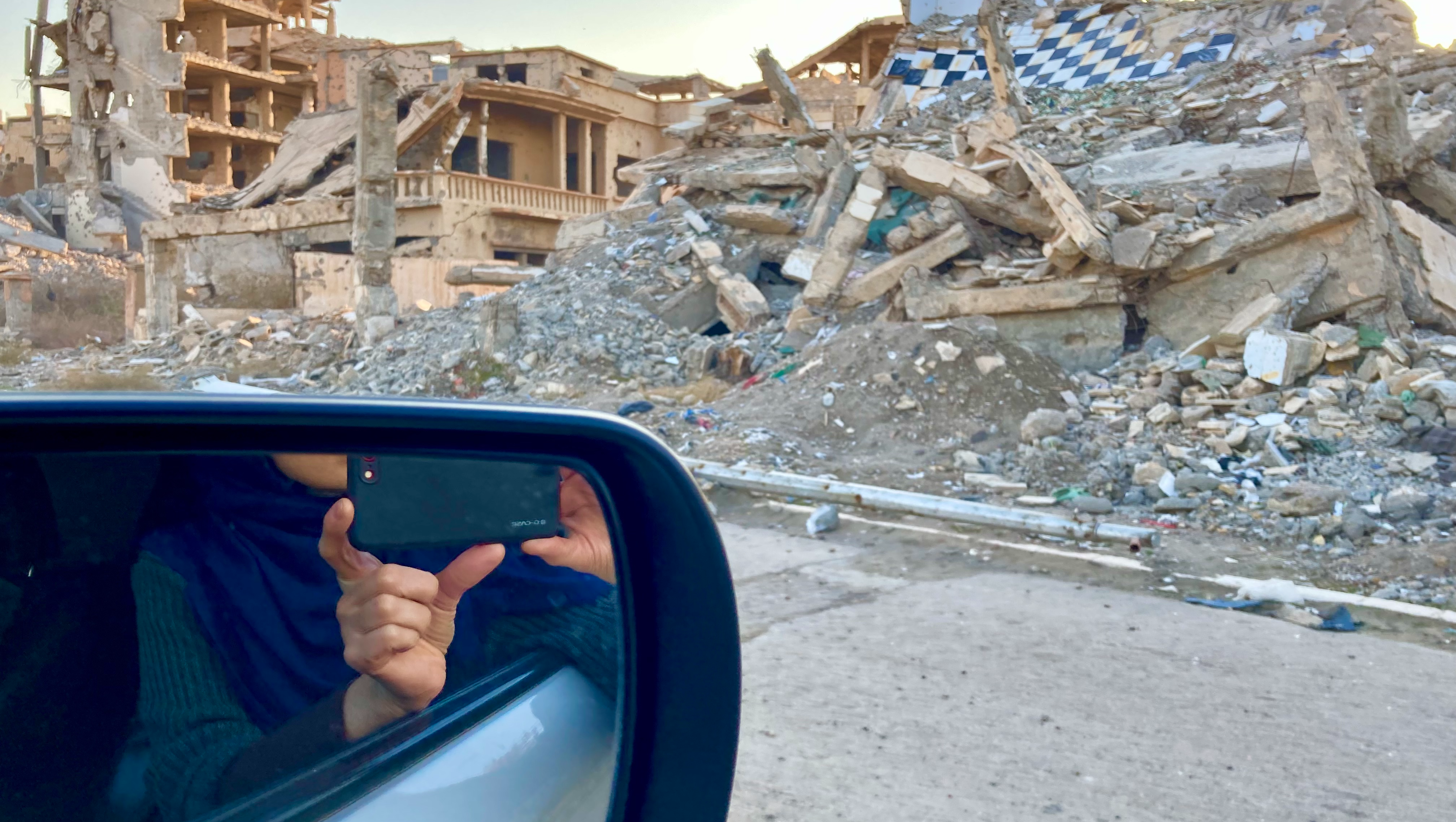 Shelly Kittleson, American Journalist Held in Iraq for a Week, Is Freed