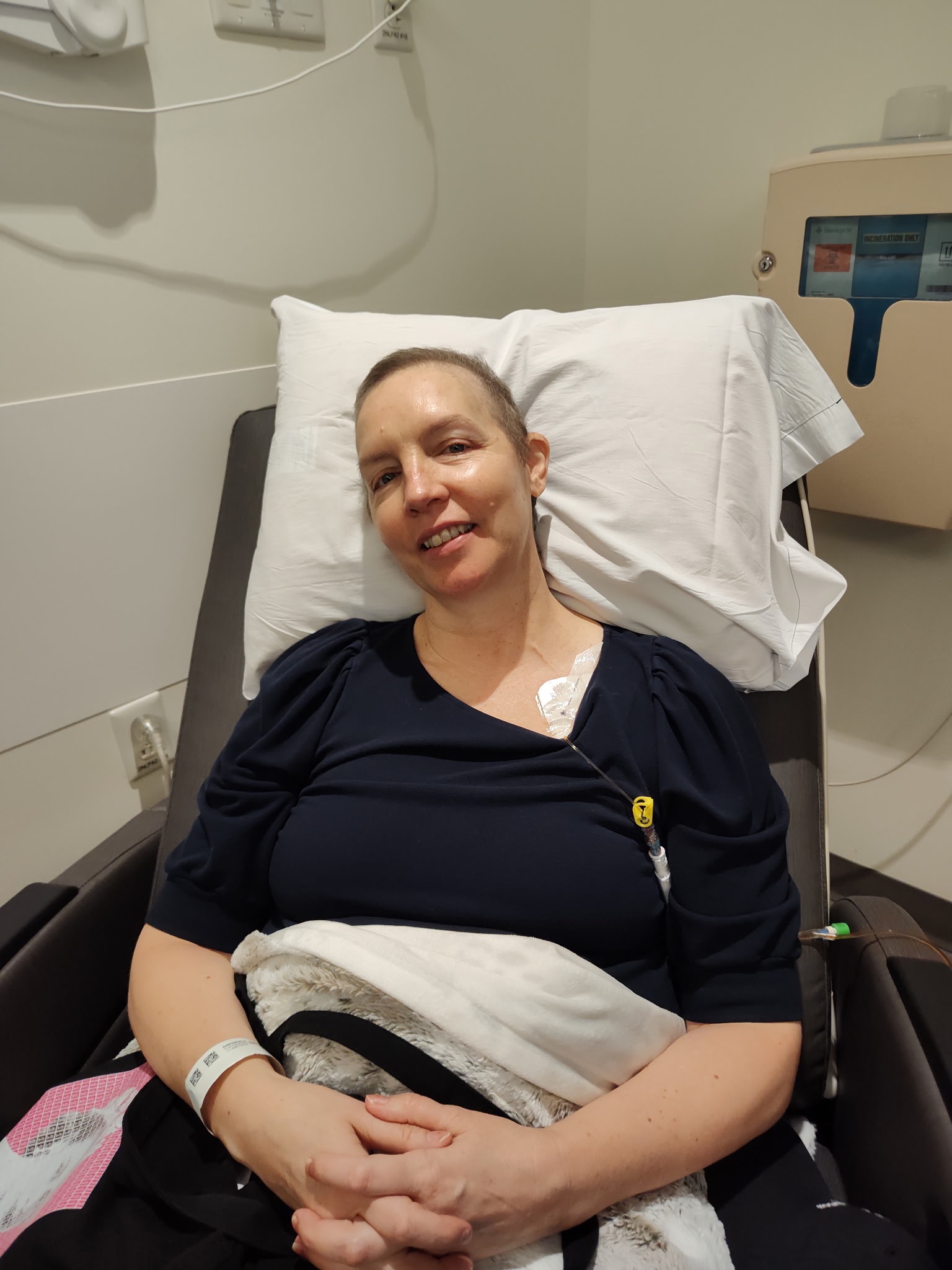 Help Kim rebuild after stage 4 breast cancer. campaign photo, 2 of 5