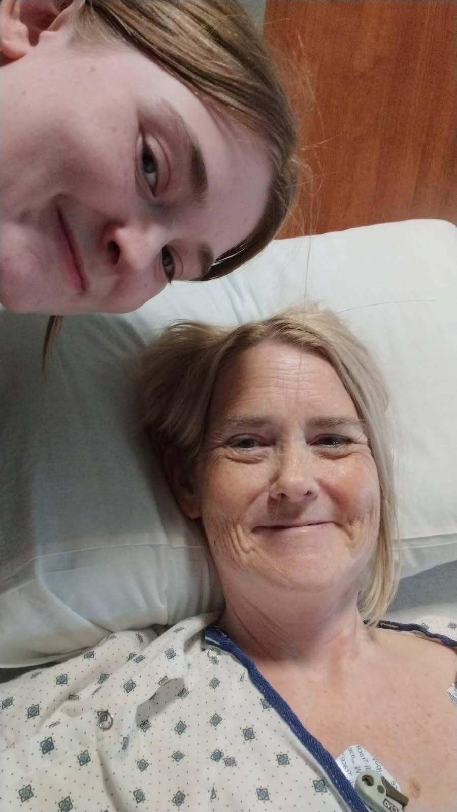 Support Julie Pratt's Recovery from a Ruptured Intestine campaign photo, 4 of 6