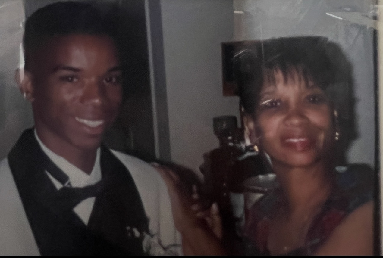 Support for Sharadorn Ann Northington's Cremation campaign photo, 2 of 8
