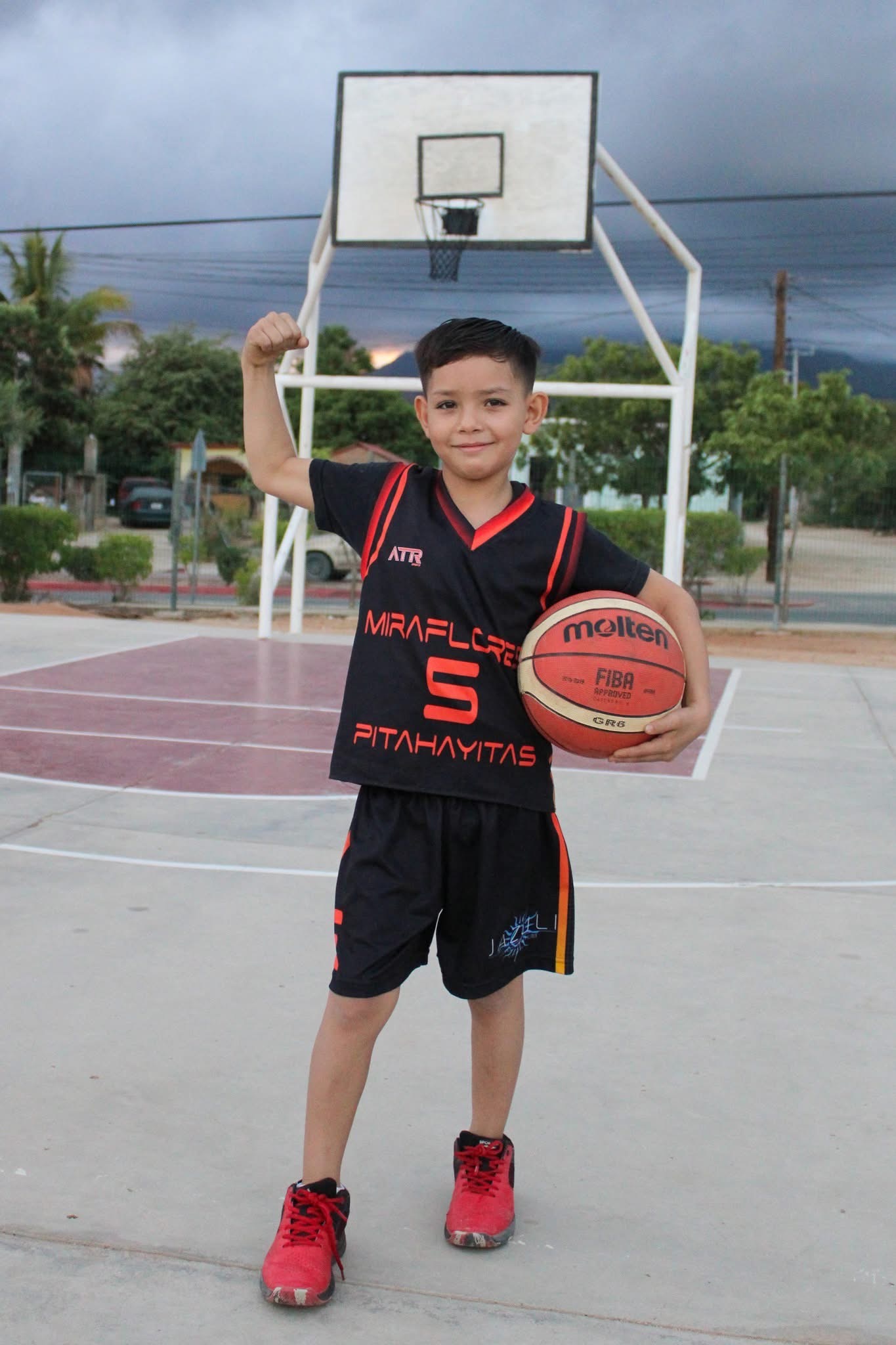 Little Dilanm needs us- el pequeño Dilanm nos necesita campaign photo, 7 of 8