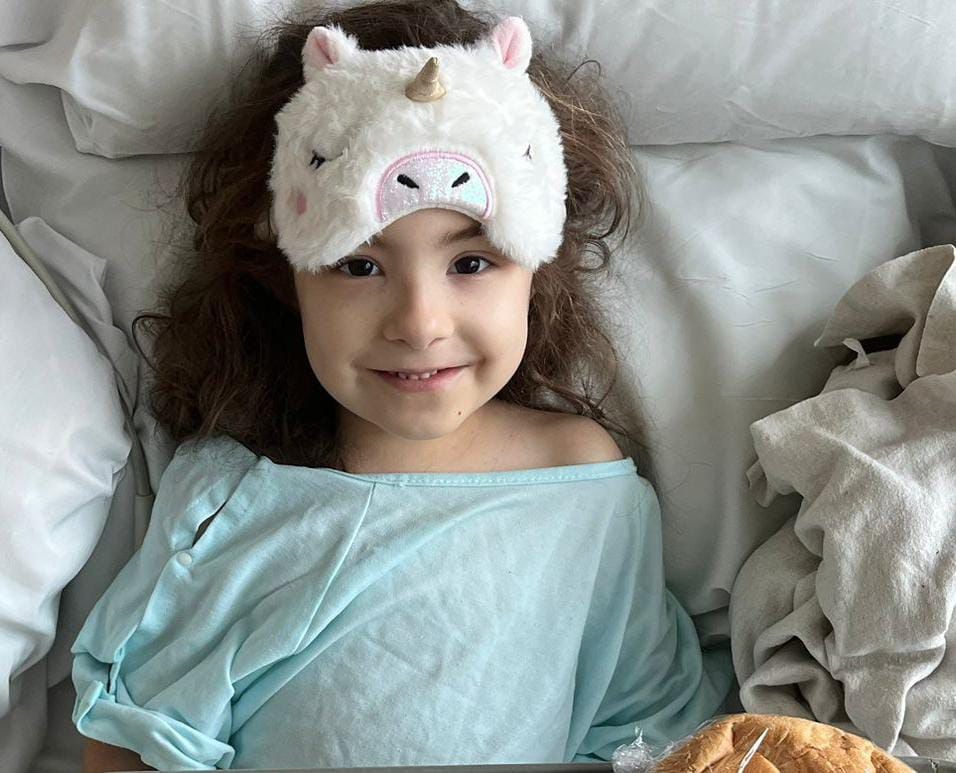Help Elizabeth fight leukemia and make her strong and happy campaign photo, 2 of 4