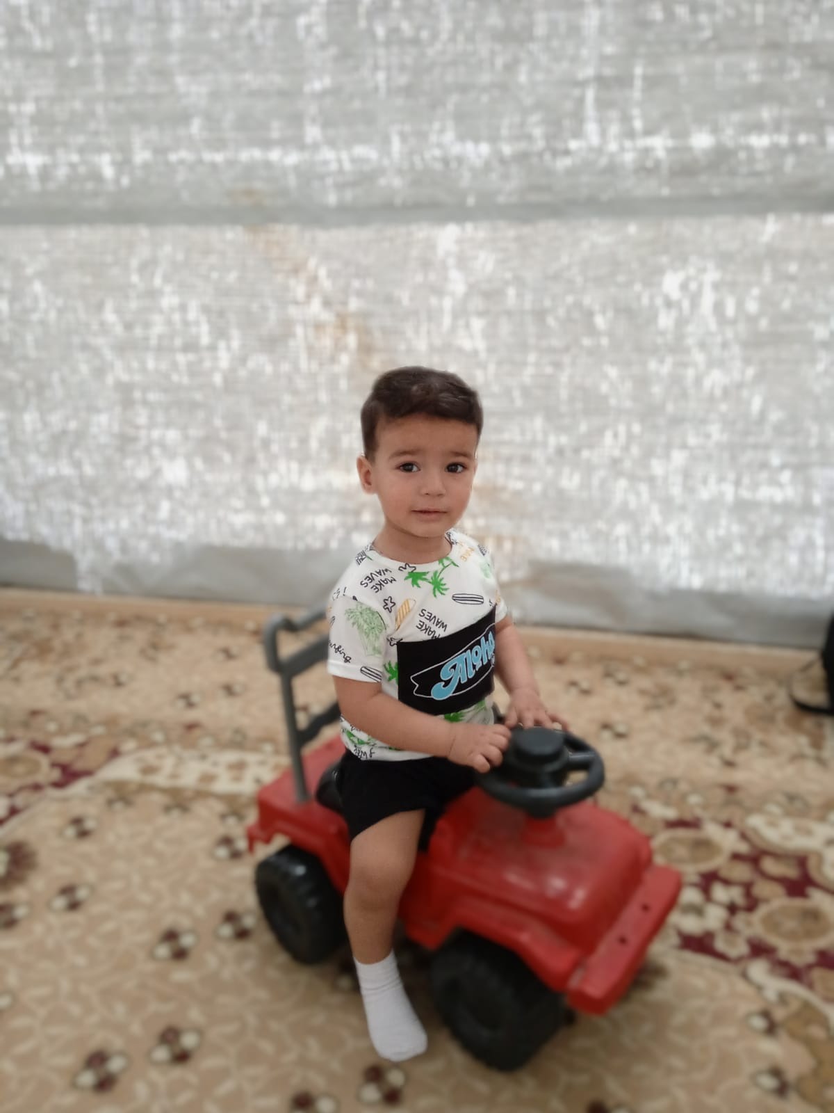 Help Naeem and his parents in Gaza campaign photo, 4 of 6
