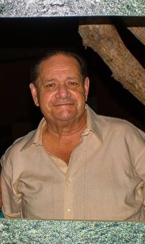 AYUDEMOS A LUIS BARRANCO LA GRUTTA campaign photo, 4 of 6