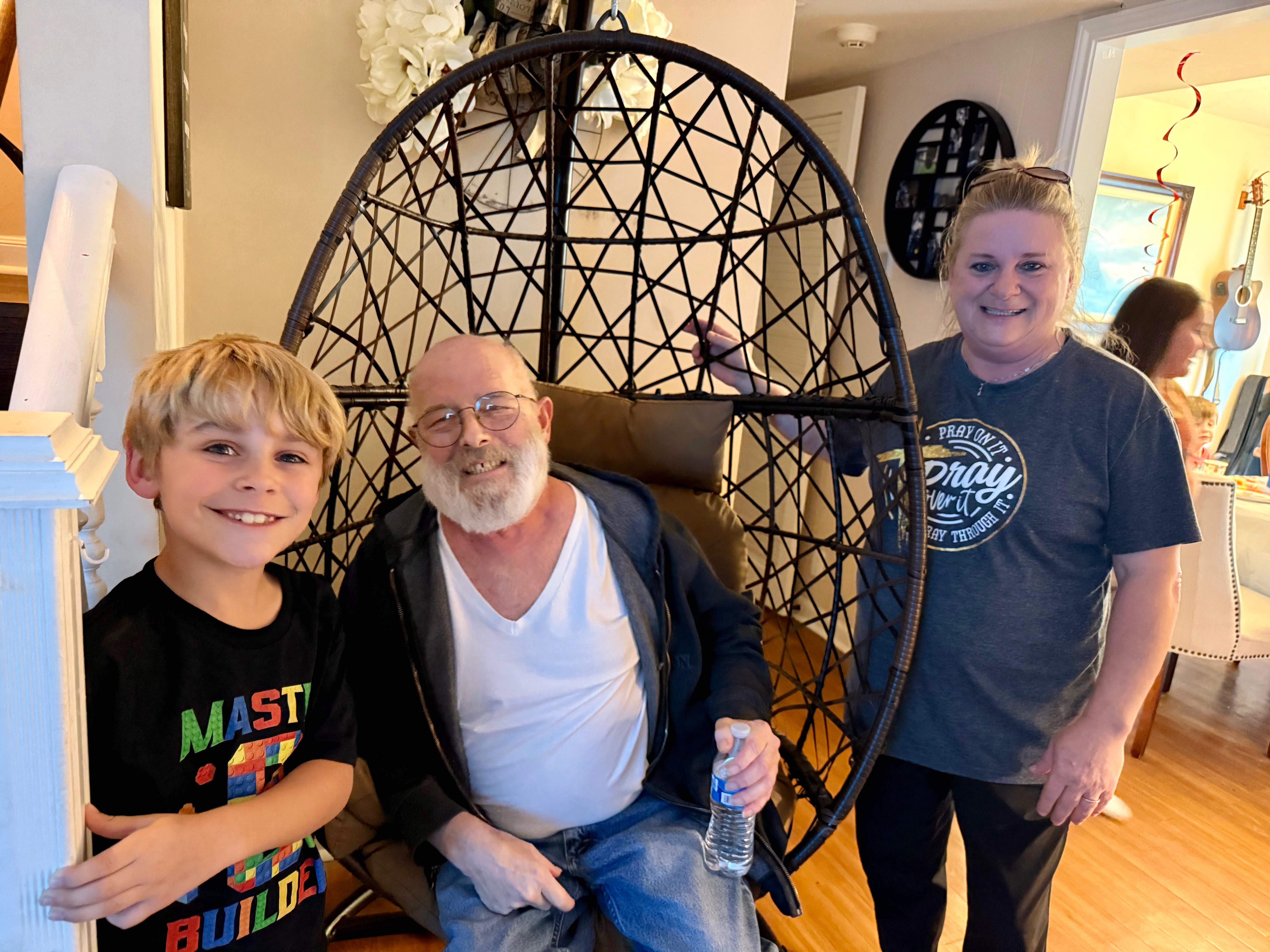 Help Shauna's Dad Fight Stage 4 Cancer campaign photo, 5 of 8