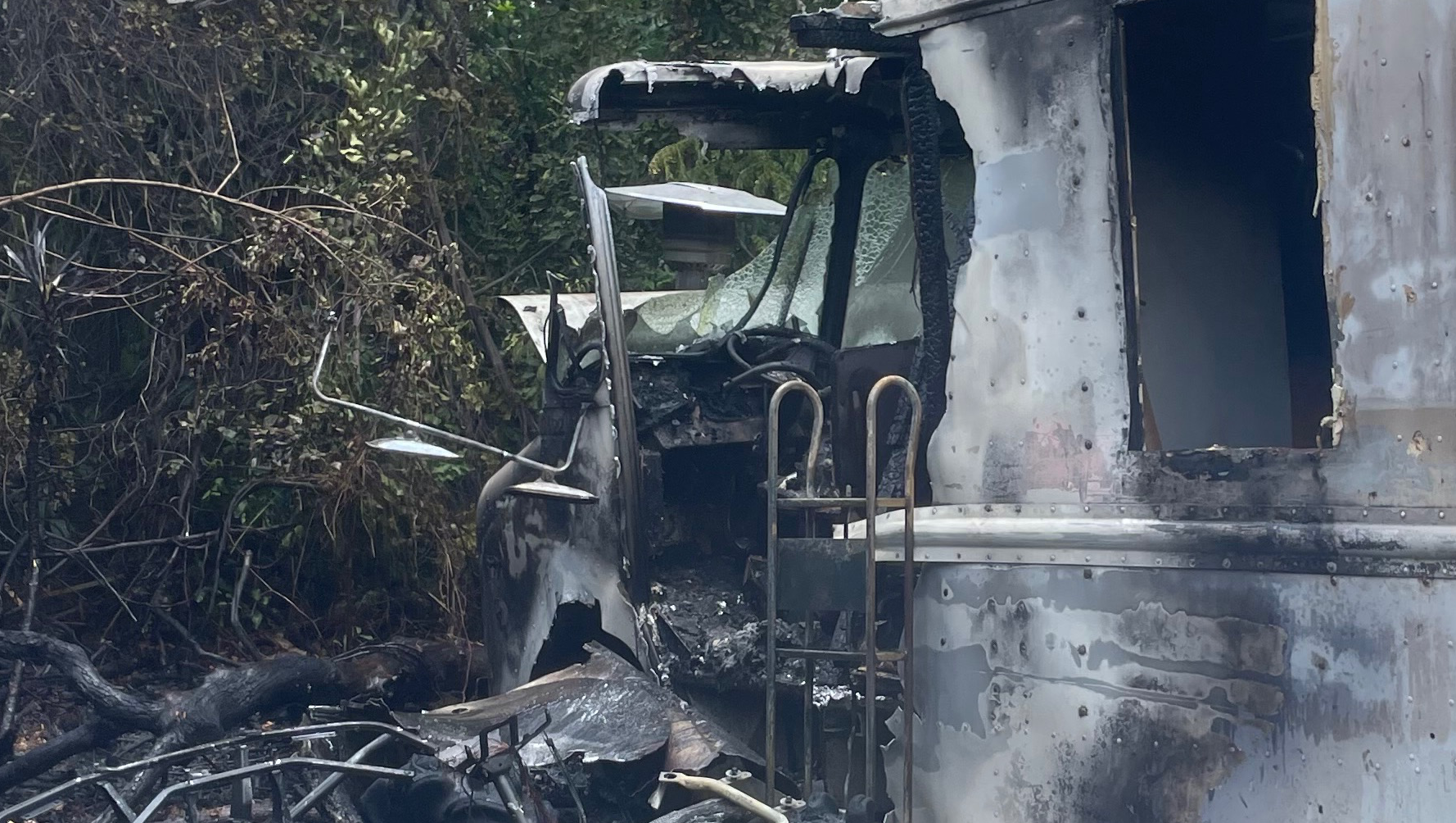 Fundraiser by CJ Kissinger : Help Nyna's Family Rebuild After Fire
