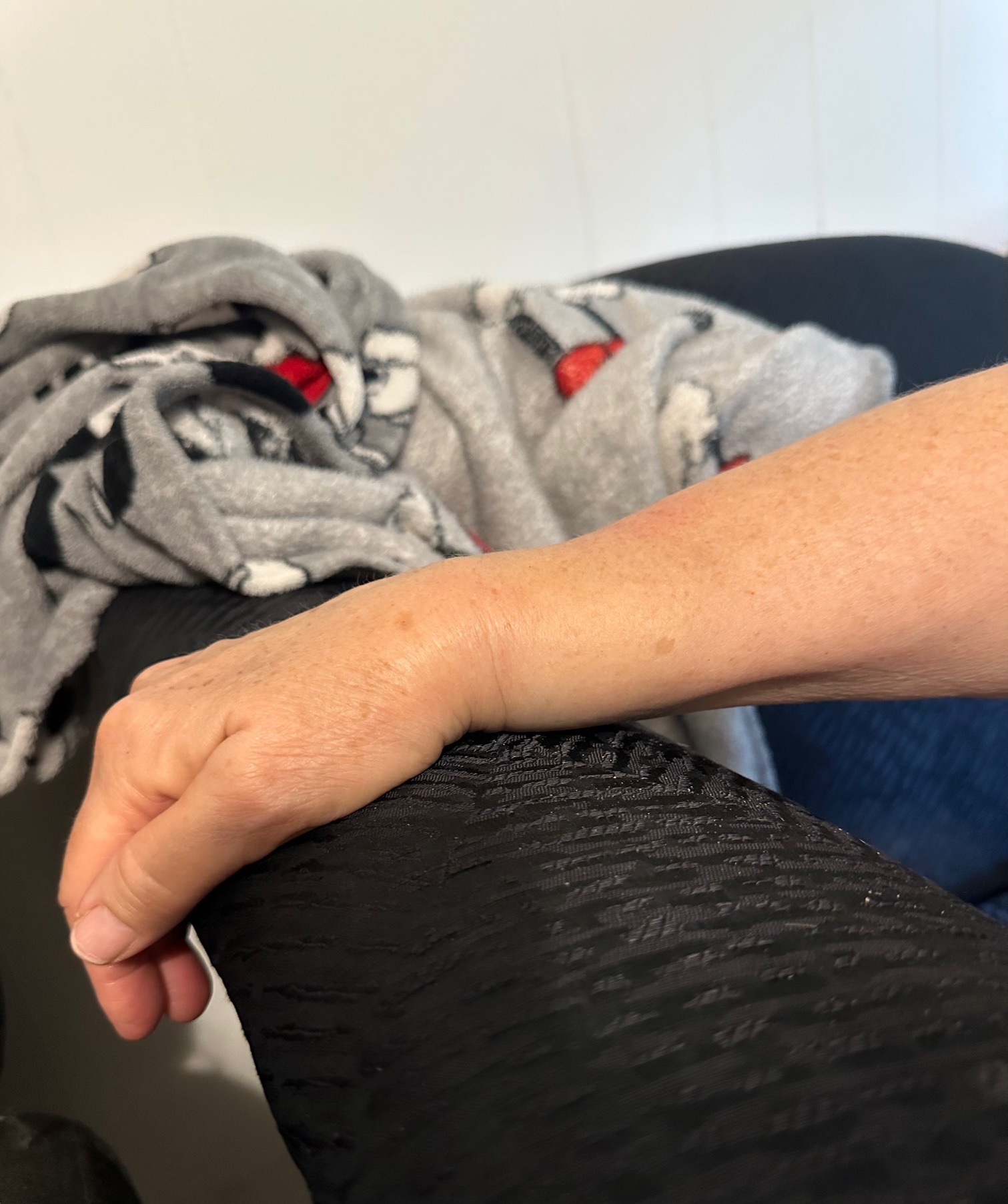 Rally for Mom's Wrist Surgery Costs campaign photo, 5 of 6