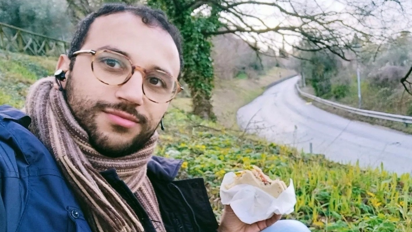 Aiutiamo Zacaria a mangiare, laurearsi e pubblicare un libro photo