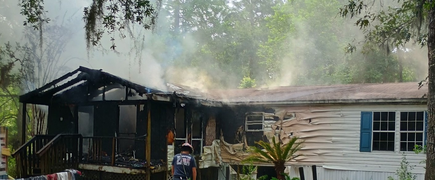 Family in need due to house fire campaign photo, 6 of 7