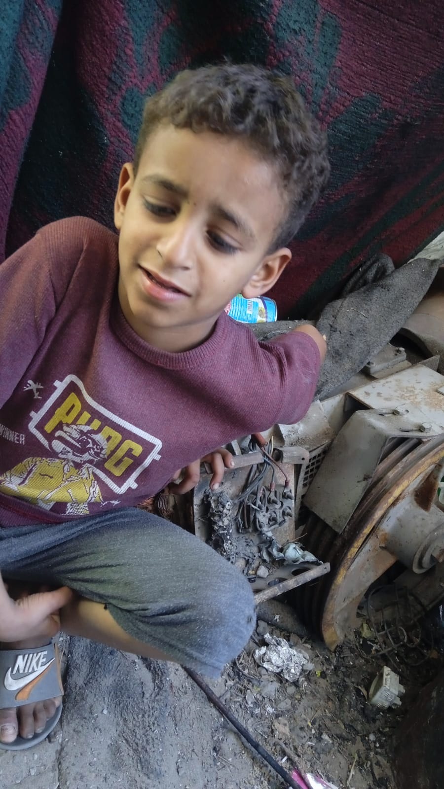 Please help Wafaa to feed her children campaign photo, 4 of 8