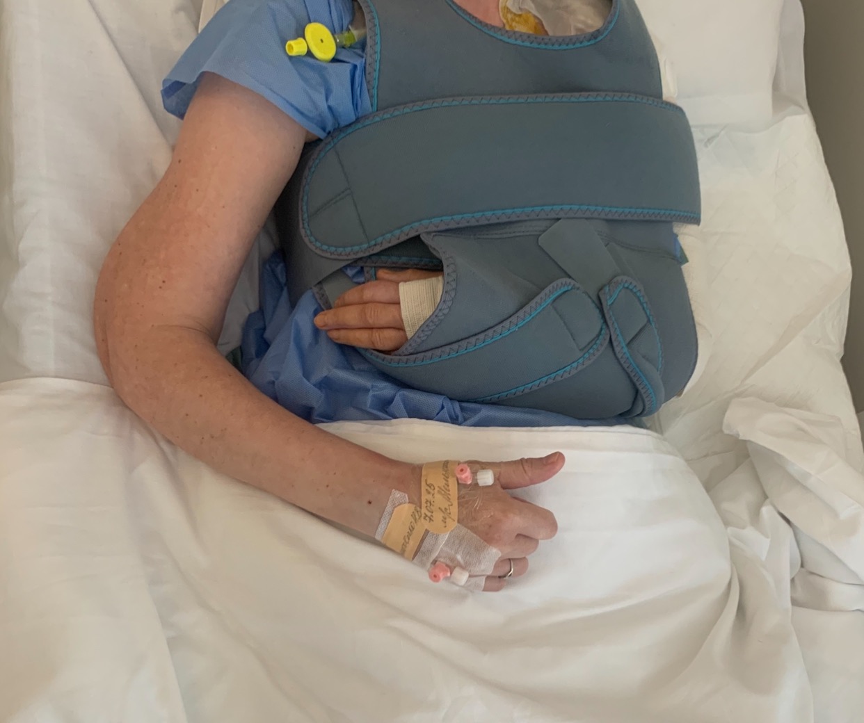 Help My Mom Fight Rare Bone Cancer campaign photo, 2 of 7