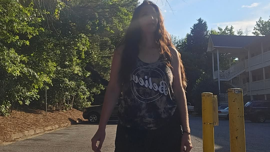 HOMELESS, CARLESS JOBLESS HELP CYNTHIA GET BACK ON HER FEET photo