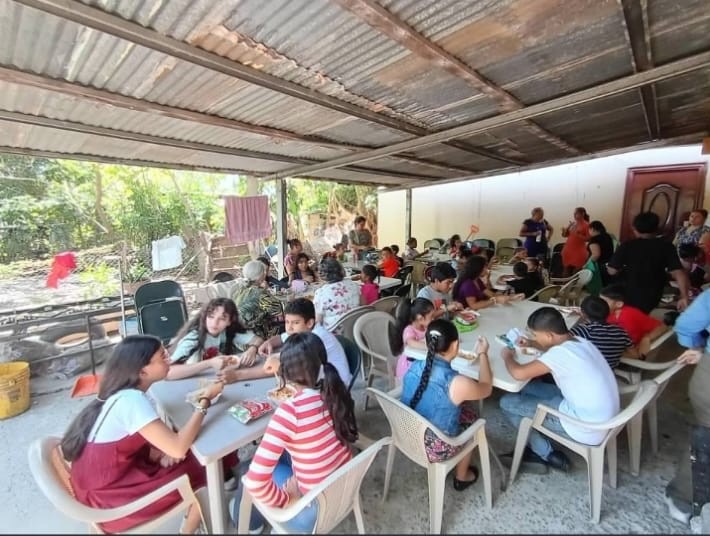 Fundraiser for Jesús Da Vida Foundation: Augadulce, Panama campaign photo, 2 of 8