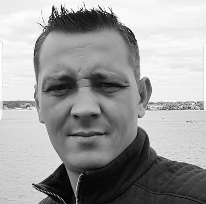 Daniel Liviu - 39 Jahre, hinterlässt Frau & Kind(4) campaign photo, 6 of 7