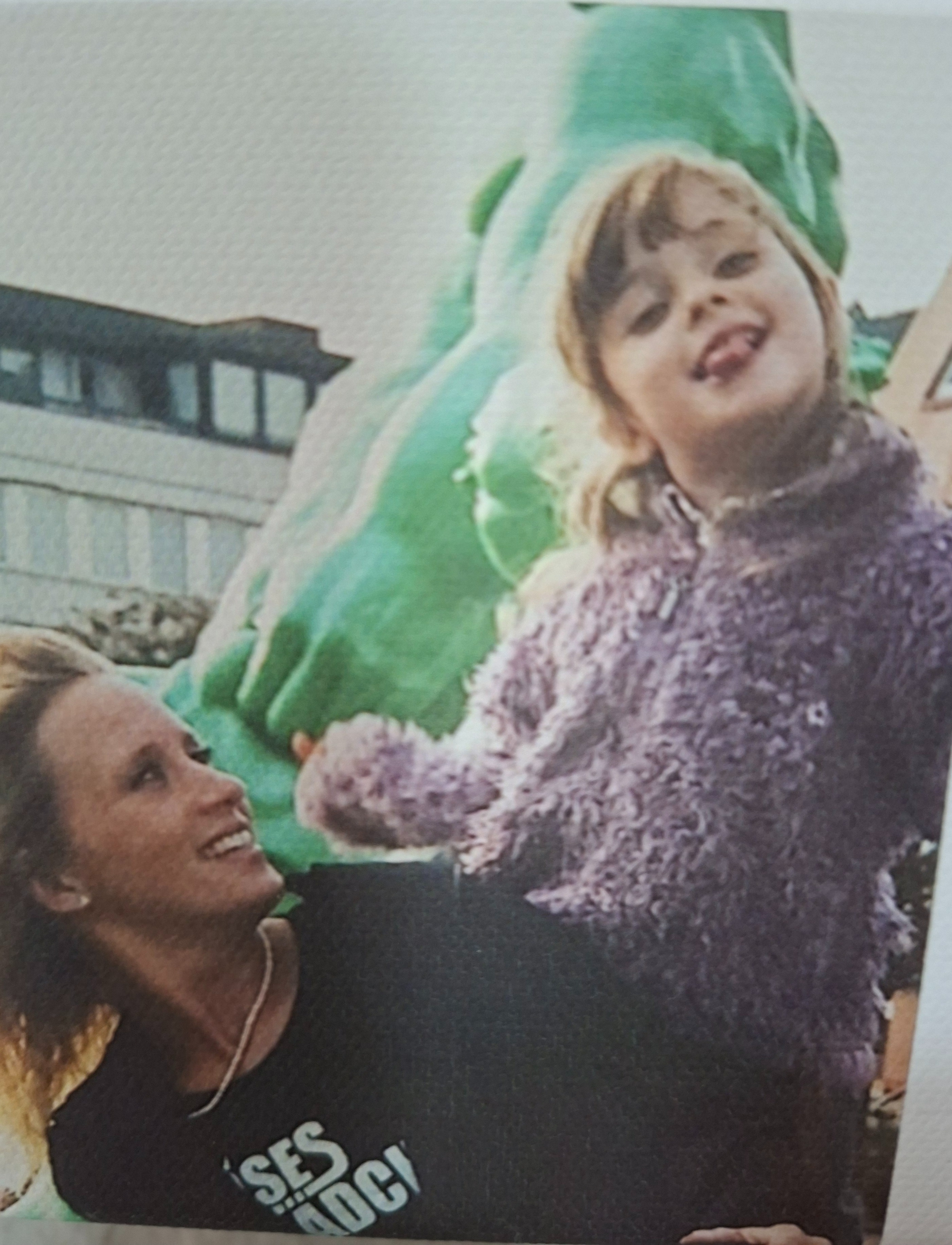 Hilfe gegen den Kampf der Depressionen meiner Tochter campaign photo, 2 of 6