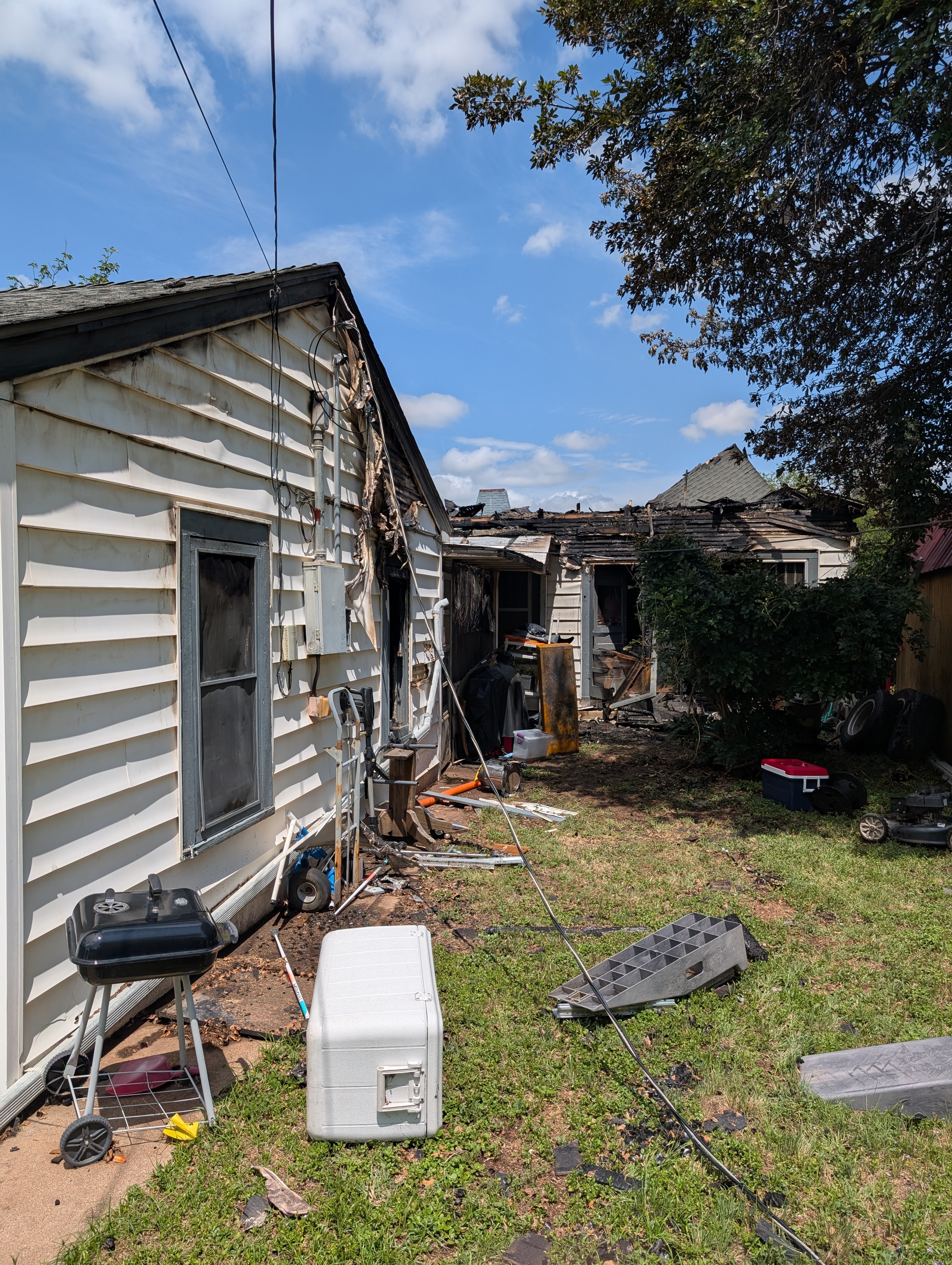 Support April's Family After House Fire campaign photo, 6 of 8