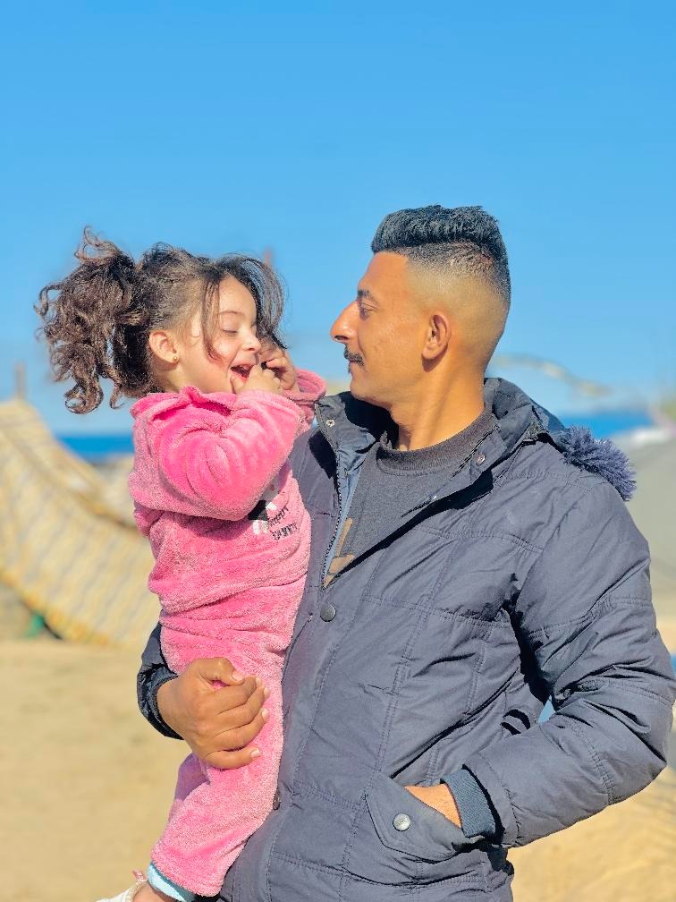 Help Ibrahim and his family survive the devastation of war campaign photo, 7 of 8