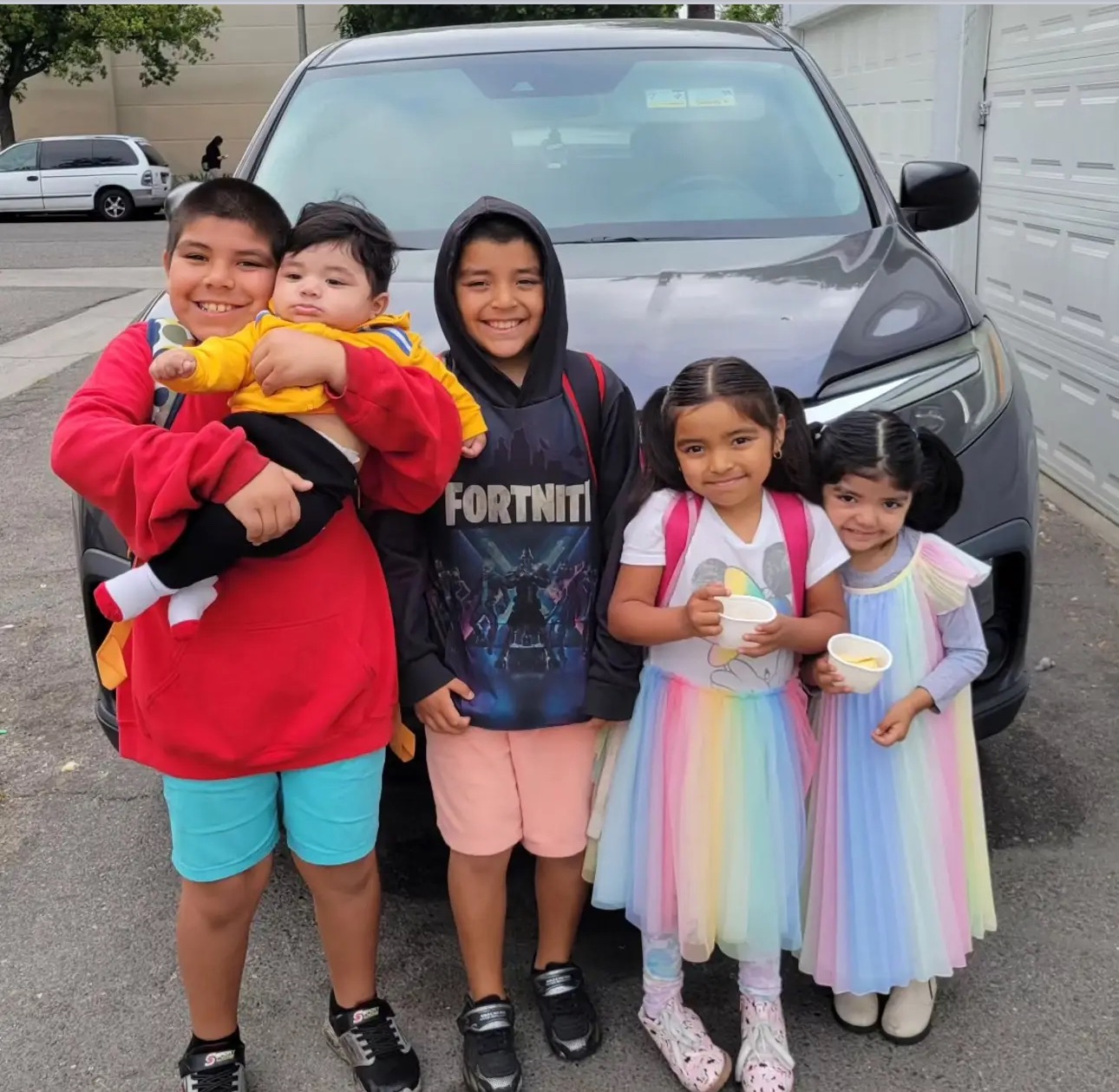 Support a Family of 7 who’s main provider has been detained campaign photo, 4 of 5