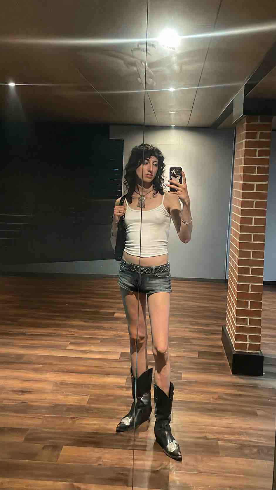 Support Trans refugee for her transition and costs campaign photo, 2 of 4