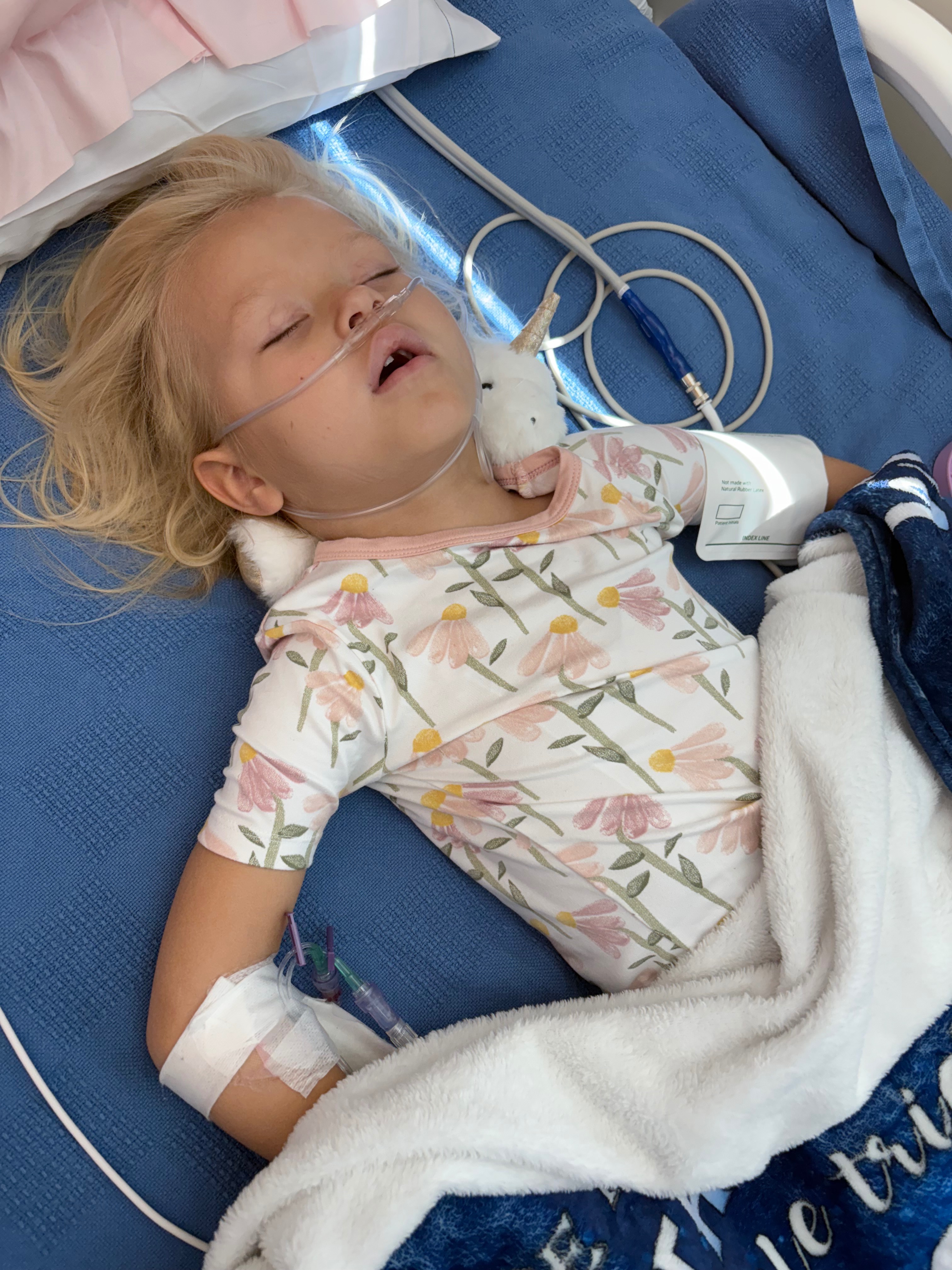Help Harlow with a recent autoimmune disease diagnosis campaign photo, 5 of 8