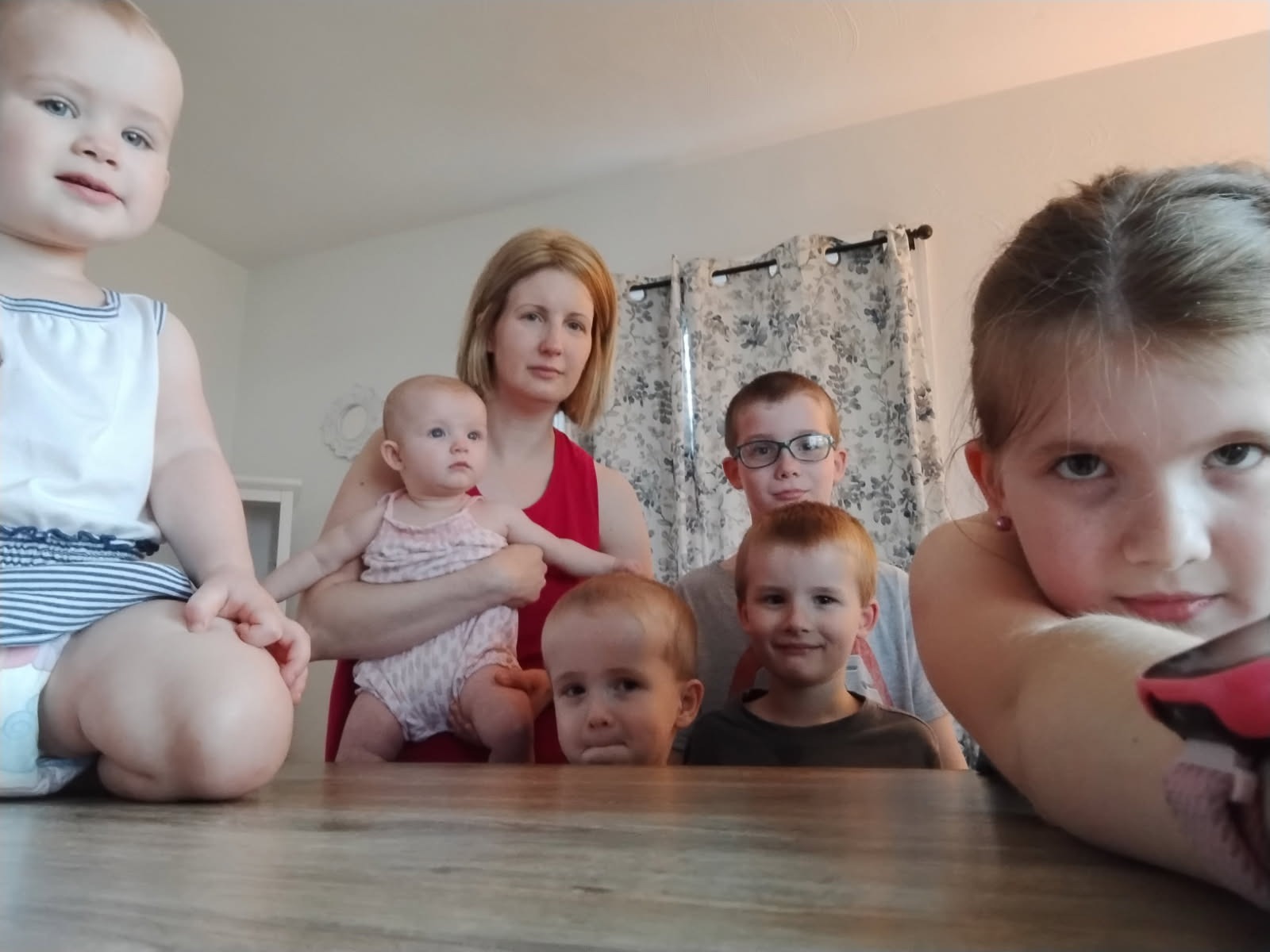 Stand with a Resilient Mom of 6 During a Family Crisis campaign photo, 2 of 5