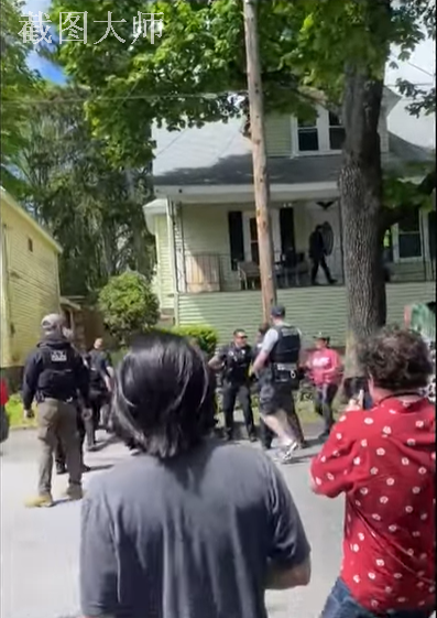 Family Needs Support: Dad Detained by ICE campaign photo, 4 of 7