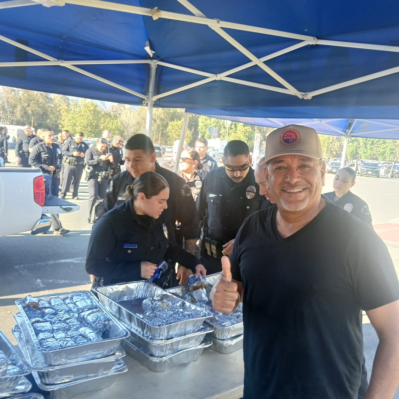 Support LA Officers: Meal Boxes for 5,000 campaign photo, 2 of 6