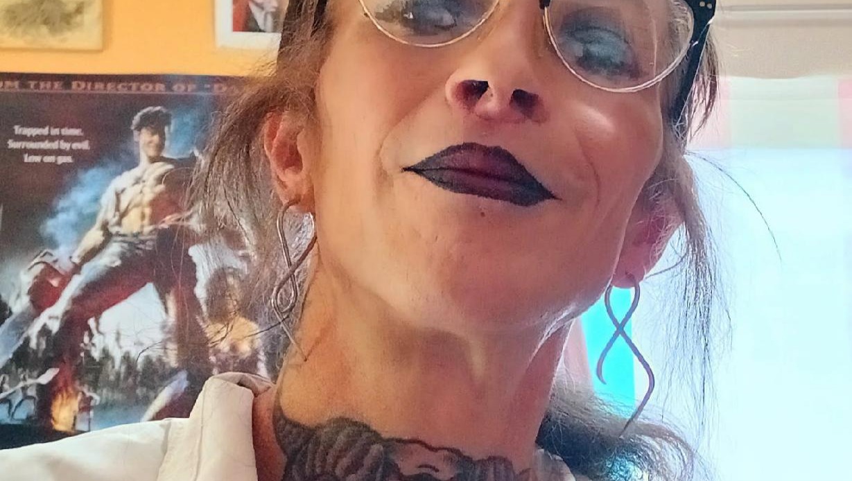 Help Danika Today ❤️ photo