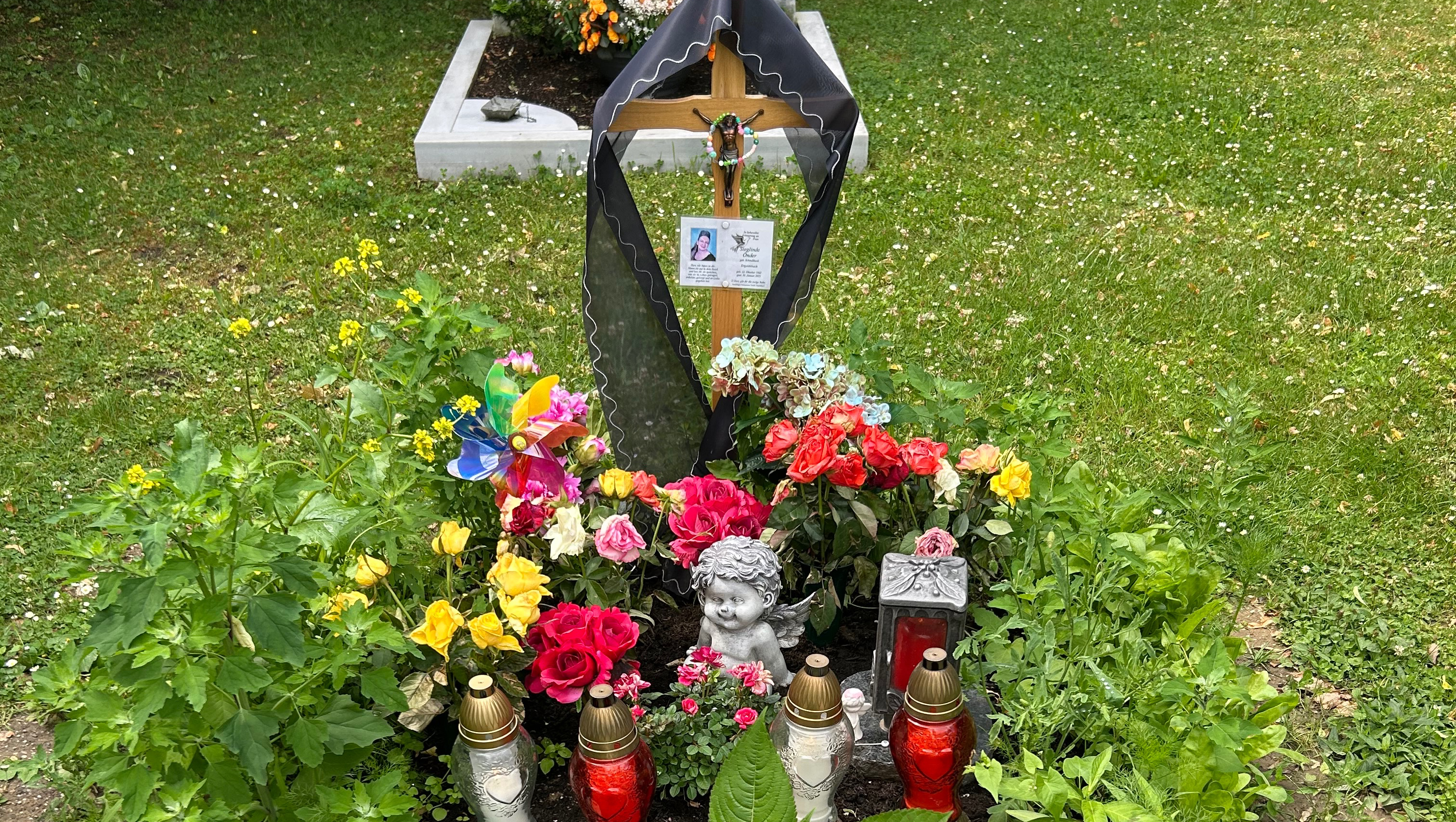 An meine geliebte Mama ❤️. Danke Mama für alles ❤️ photo