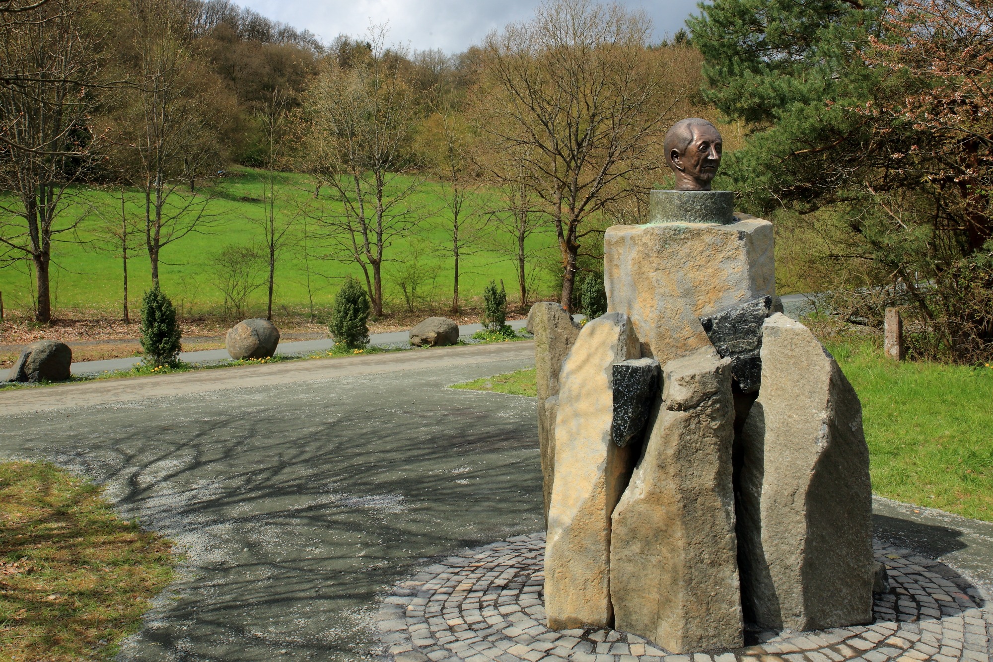 Neuer Kopf für das Erwin-Piscator-Denkmal in Ulm campaign photo, 7 of 8