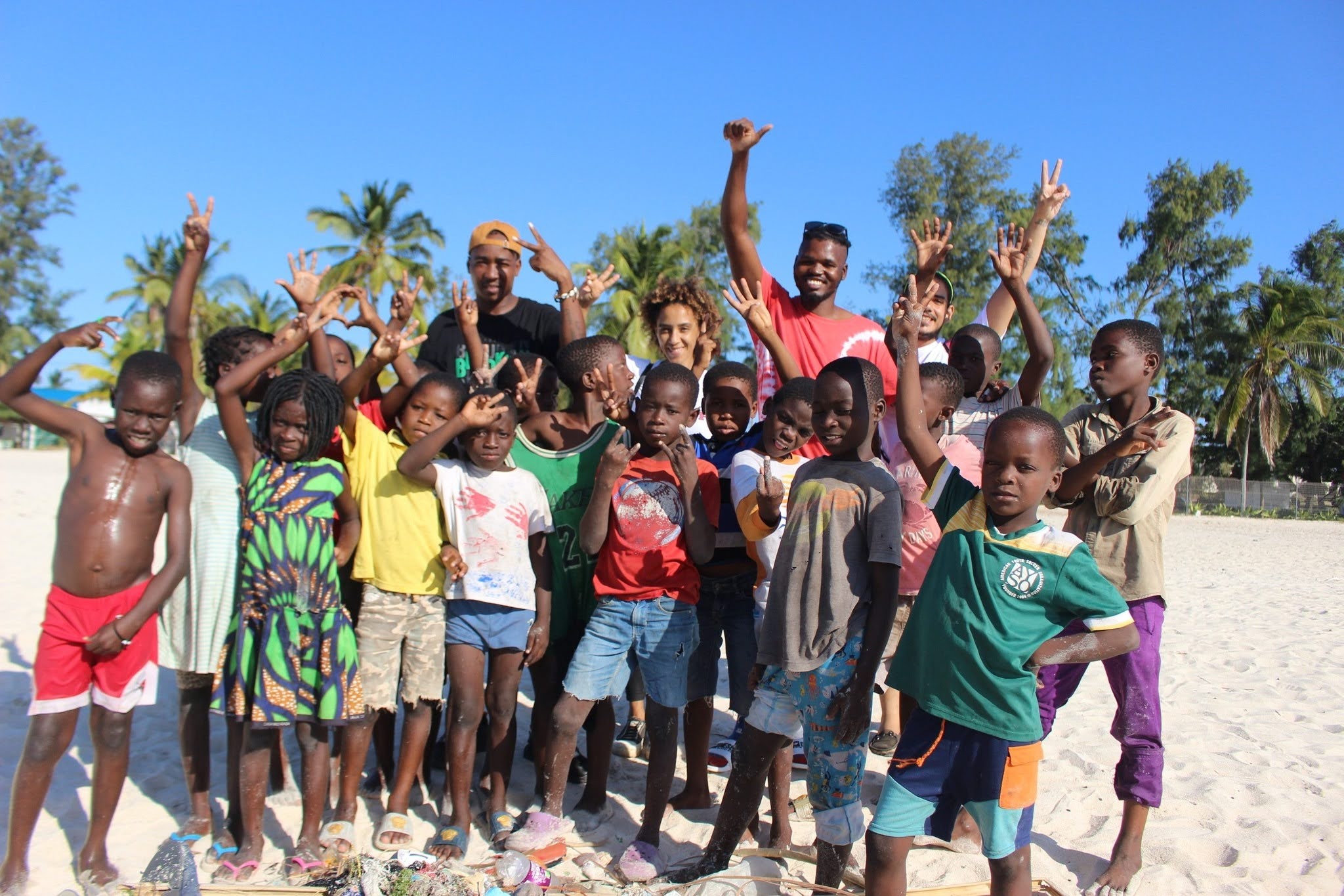 Nelito & Refugee Children Clean the Beaches of Pemba campaign photo, 6 of 7