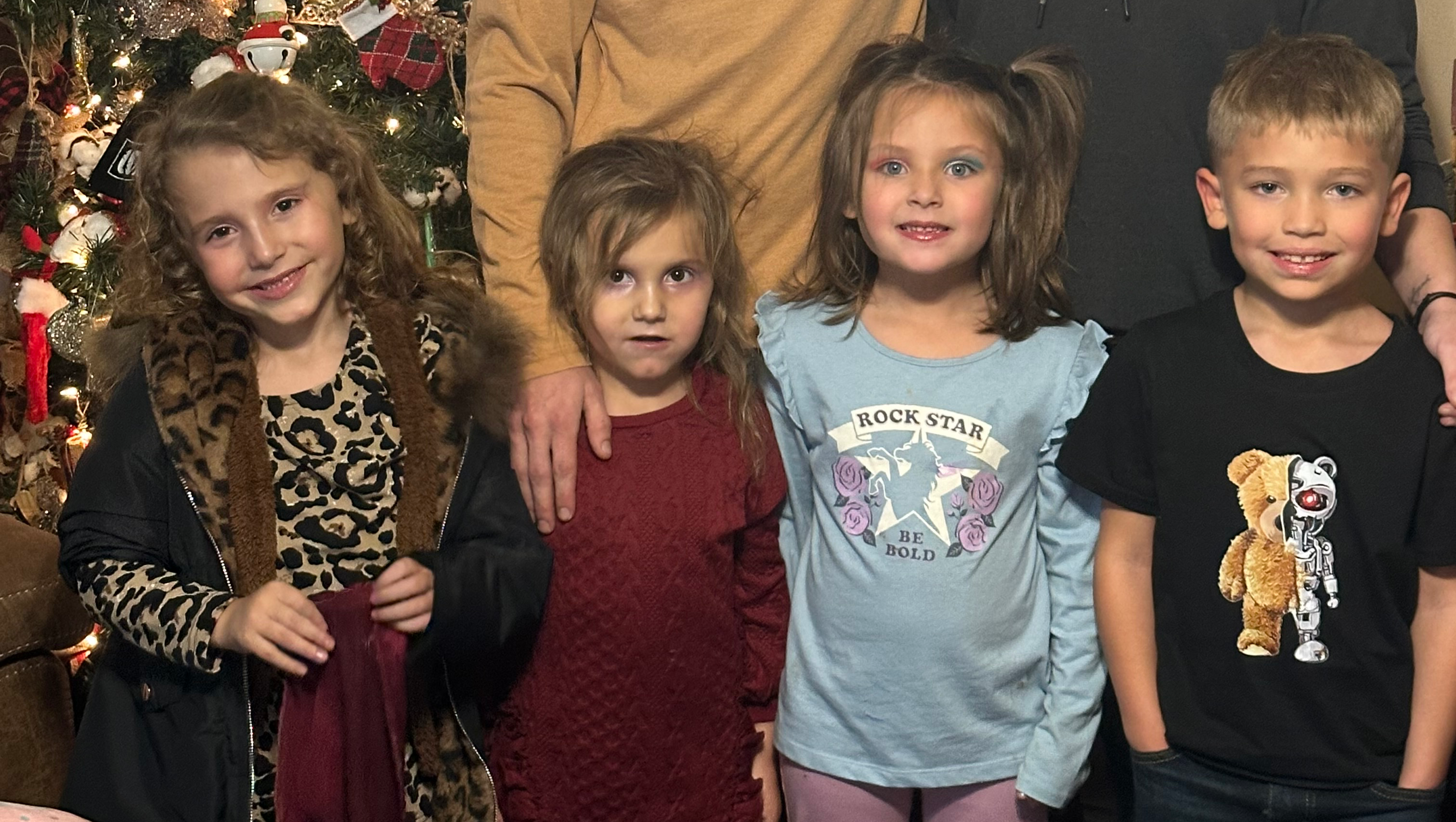 Help Lauren Elrod's Family Stay Afloat photo