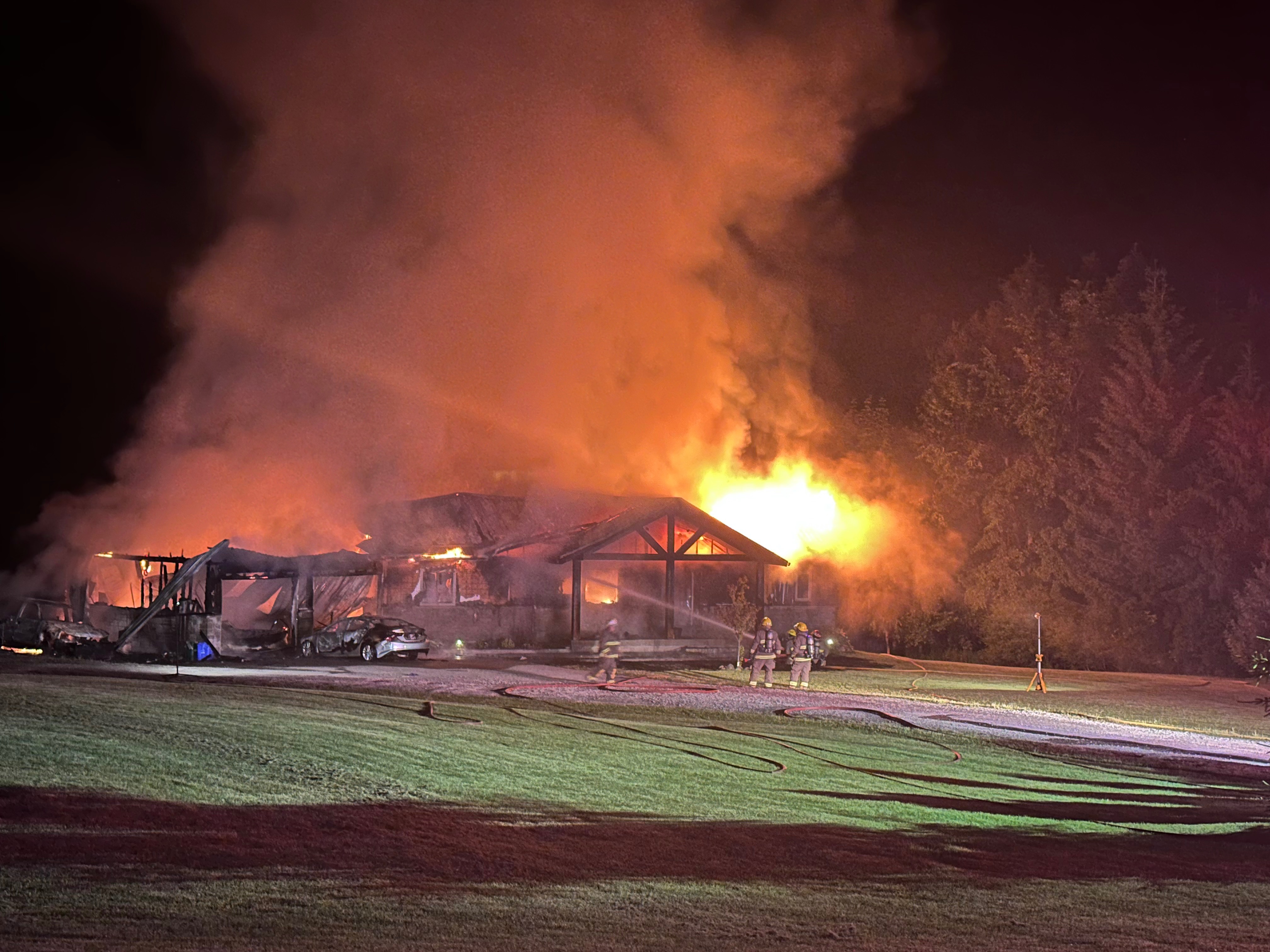 Let’s Help Colin, Anne, Jay, Jen & Tristan After Fire campaign photo, 6 of 7