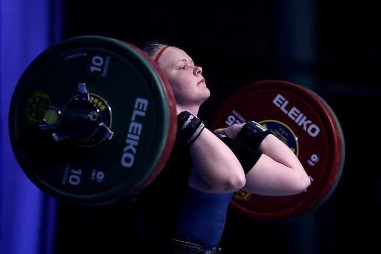 Help Linnea, 17, chase her weightlifting dreams! campaign photo, 2 of 5